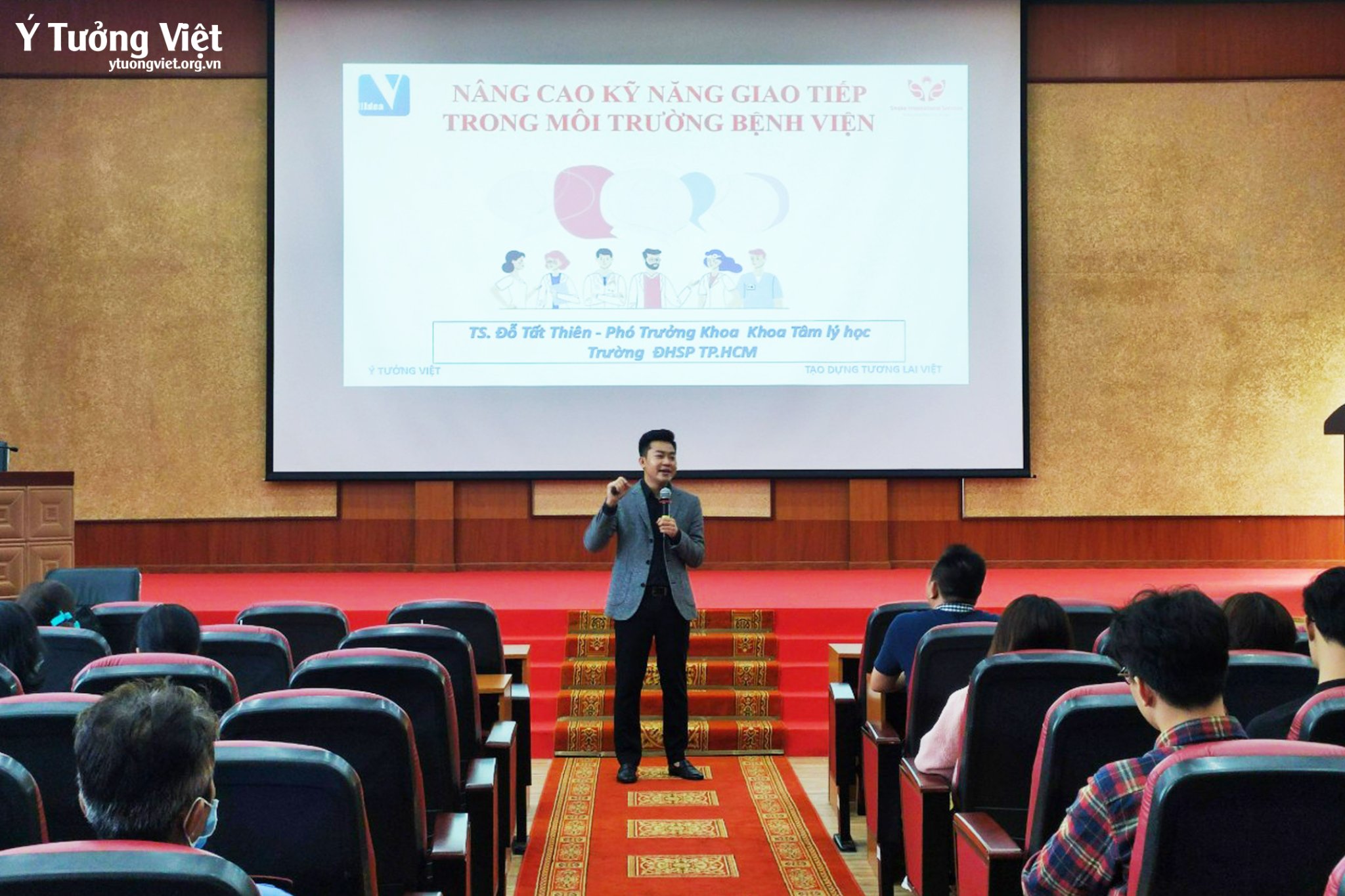 Chuỗi chương trình tập huấn “Nâng cao kỹ năng giao tiếp – ứng xử trong môi trường bệnh viện” cùng bệnh viện Đa khoa Quốc tế S.I.S Cần Thơ | Tuần đào tạo thứ 4 cùng TS. Tô Nhi A và TS. Đỗ Tất Thiên