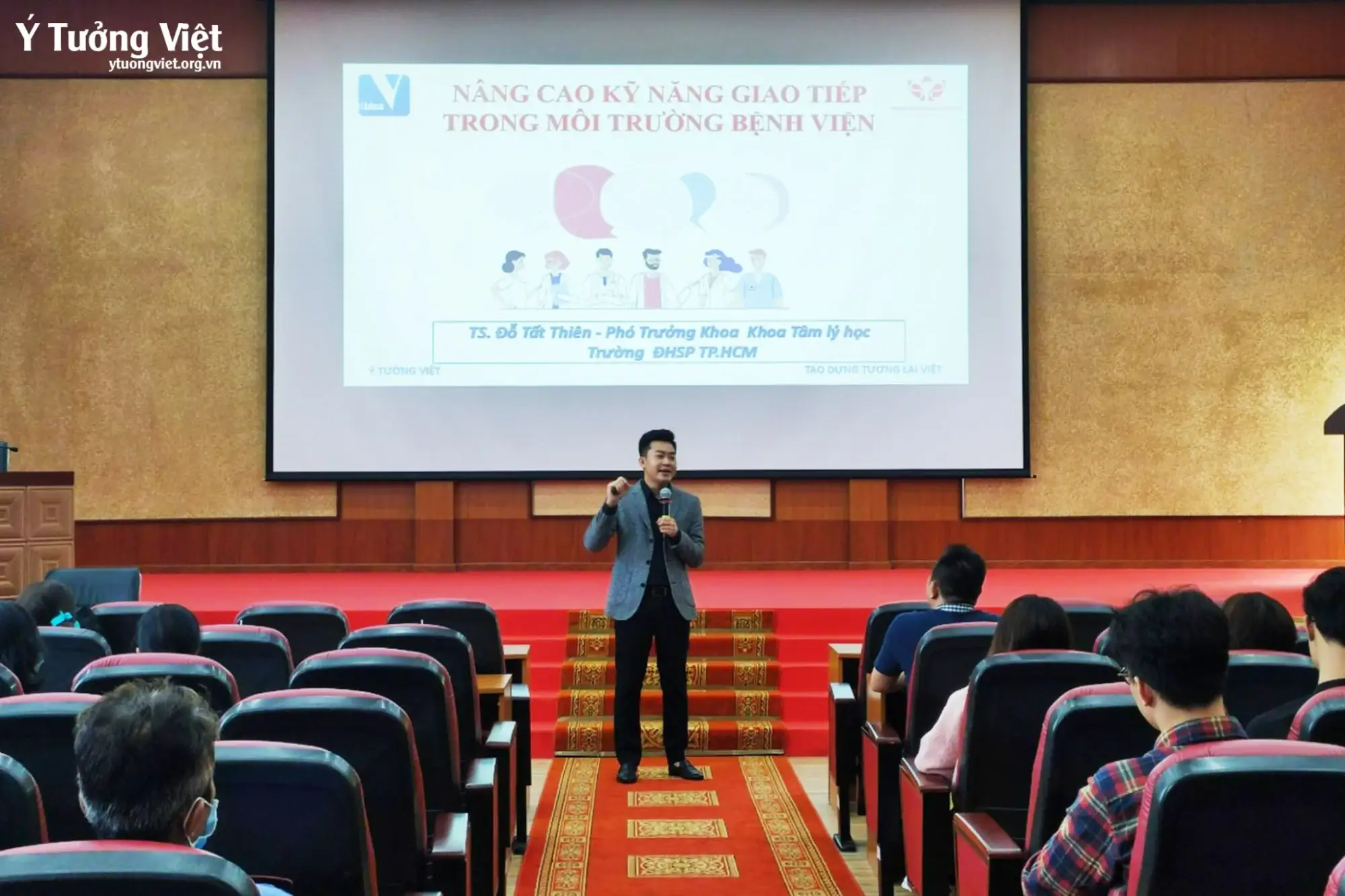 Chuỗi chương trình tập huấn “Nâng cao kỹ năng giao tiếp – ứng xử trong môi trường bệnh viện” cùng bệnh viện Đa khoa Quốc tế S.I.S Cần Thơ | Tuần đào tạo thứ 4 cùng TS. Tô Nhi A và TS. Đỗ Tất Thiên
