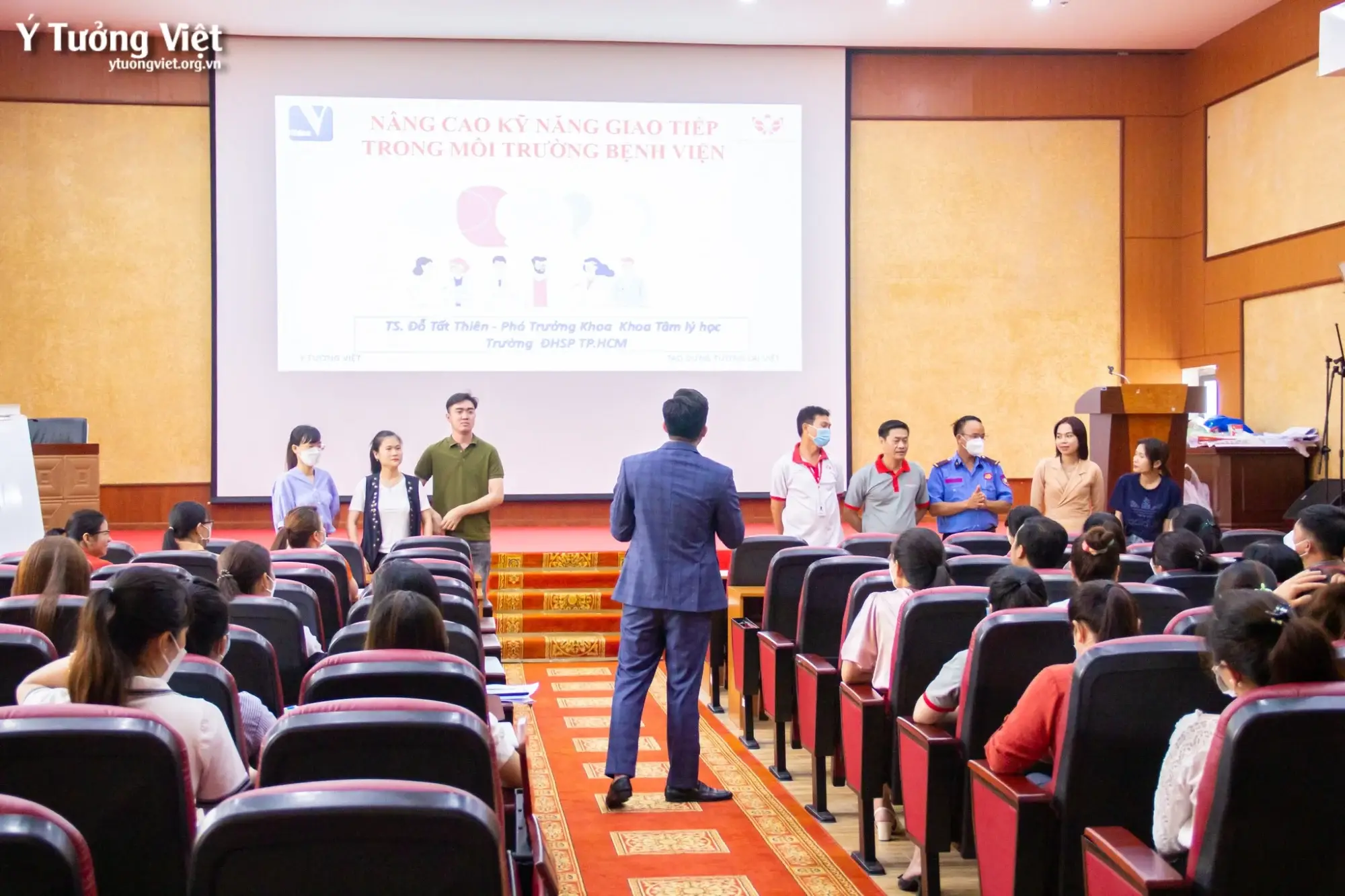 Chuỗi chương trình tập huấn “Nâng cao kỹ năng giao tiếp – ứng xử trong môi trường bệnh viện” cùng Bệnh viện Đa khoa Quốc tế S.I.S Cần Thơ | Tuần đào tạo thứ 5 cùng TS. Tô Nhi A và TS. Đỗ Tất Thiên