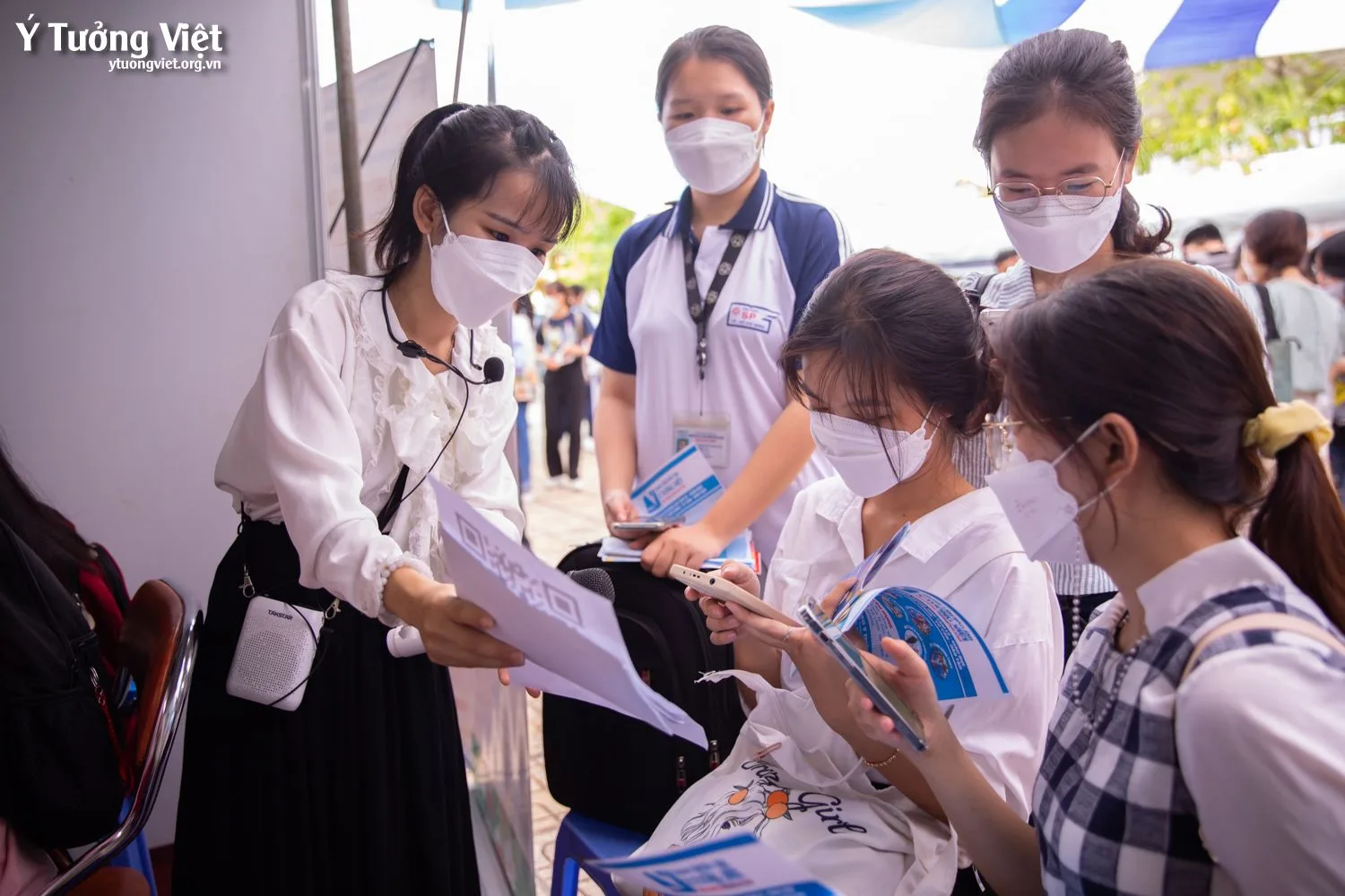 Chủ Nhật Tuyệt Vời Cùng Ngày Hội Việc Làm Hcmue 2022 11