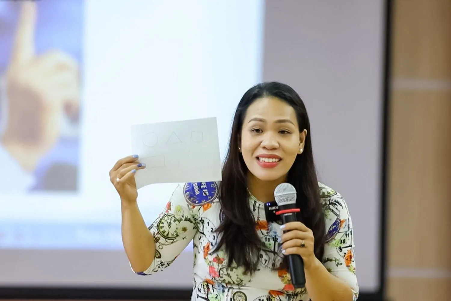 Chương Trình Tập Huấn Nâng Cao Kỹ Năng Giao Tiếp ứng Xử Trong Môi Trường Bệnh Viện Cùng đội Ngũ Cán Bộ Quản Lý Bệnh Viên đa Khoa Quốc Tế Sis Cần Thơ 11 2