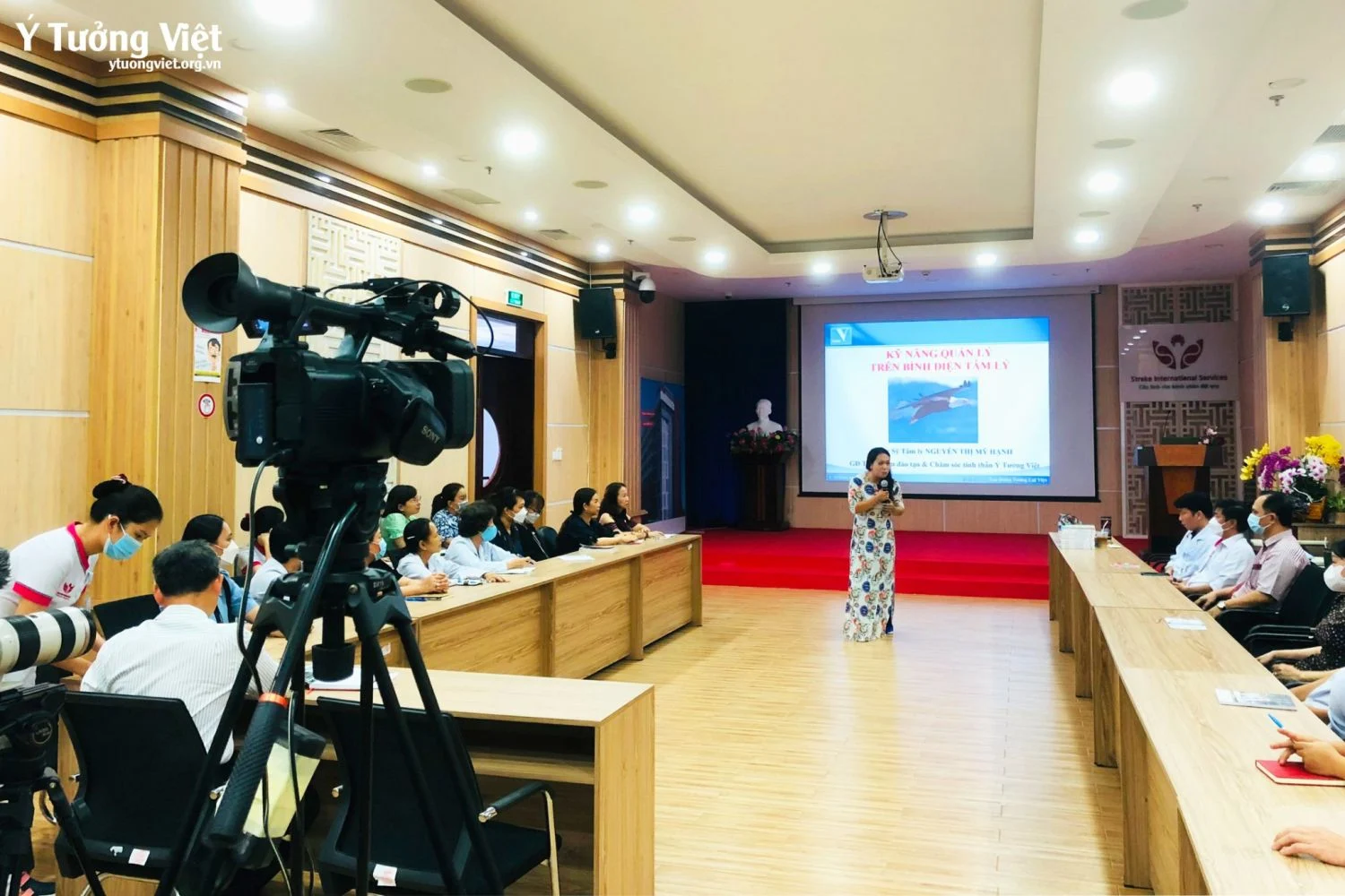 Khởi động Chuỗi Chương Trình Tập Huấn Nâng Cao Kỹ Năng Giao Tiếp ứng Xử Trong Môi Trường Bệnh Viện Cùng Bệnh Viện đa Khoa Quốc Tế Sis Cần Thơ 11