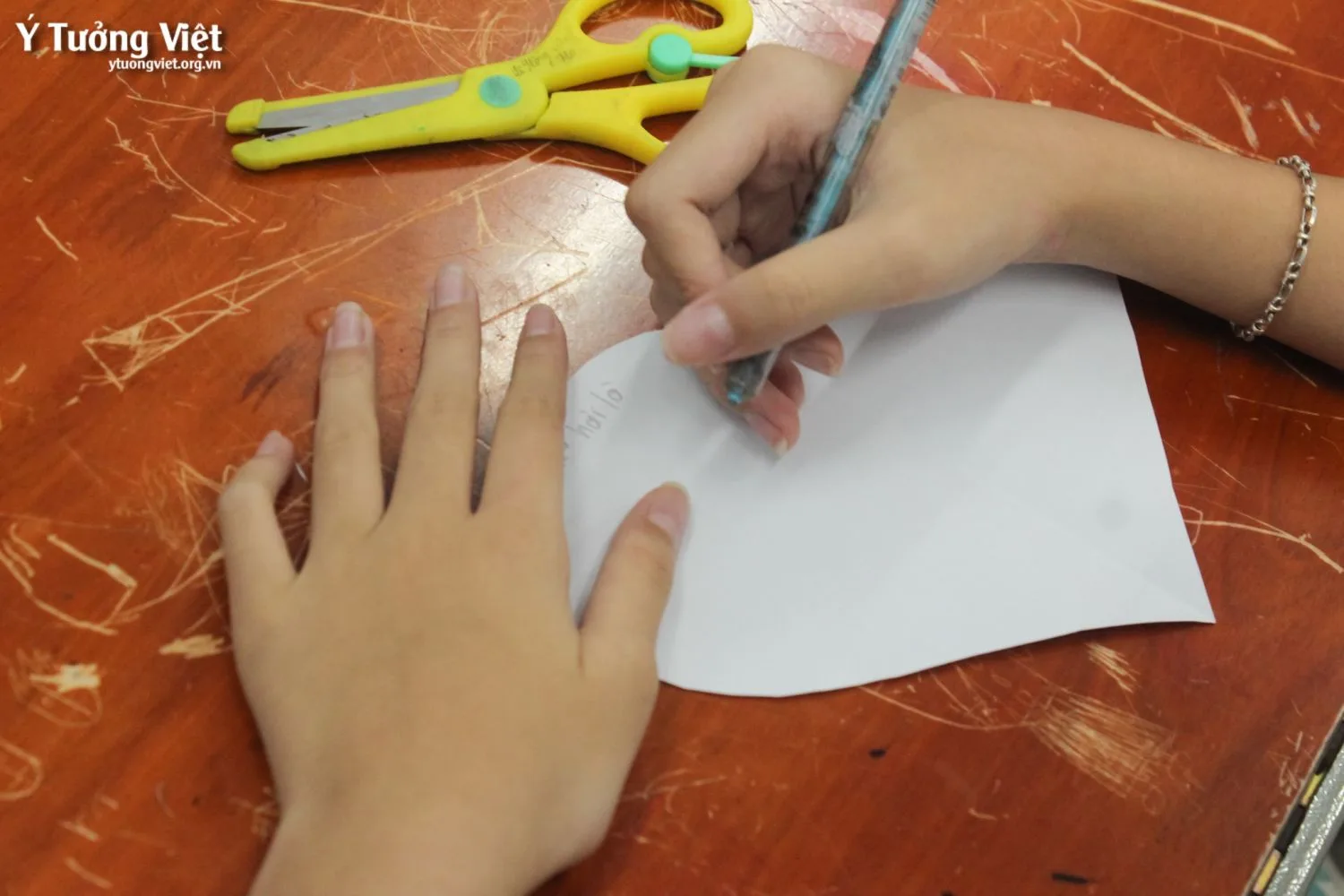 Bán Trú Hè Sôi động, Tụi Mình Học Gì Cân Bằng Cảm Xúc, Lắng Nghe Chính Mình Với Giờ Học Kỹ Năng Sống 09
