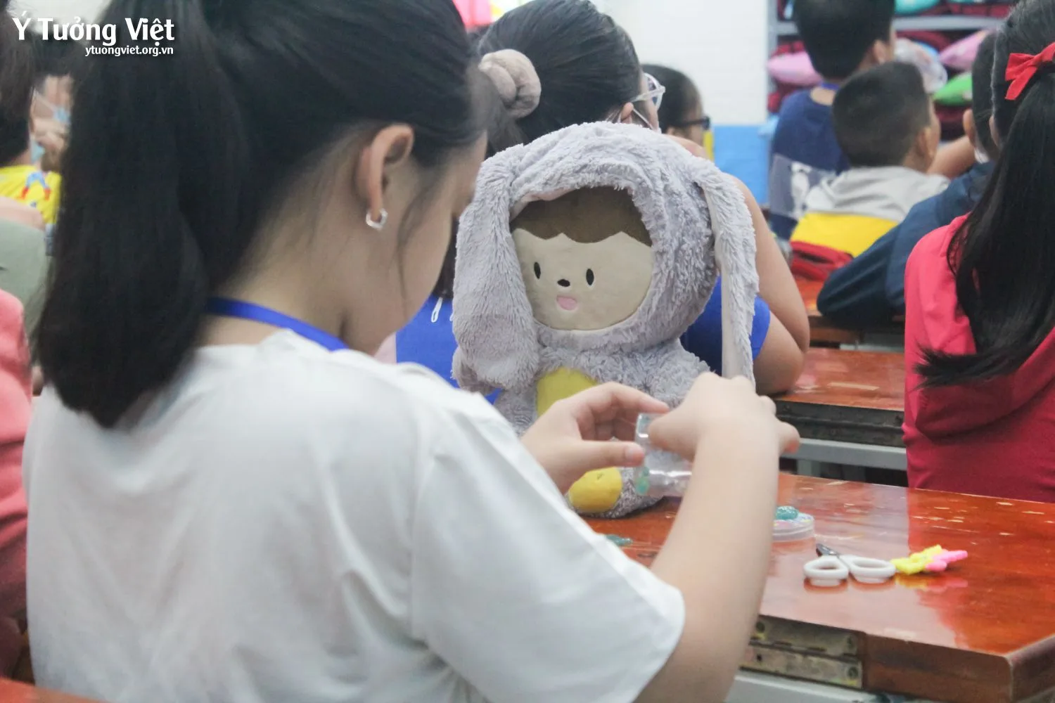 Bán Trú Hè Sôi động, Tụi Mình Học Gì Khám Phá Hiện Tượng Thiên Nhiên, Khoa Học Kỳ Thú Cùng Thí Nghiệm Vòi Rồng Trong Lọ, Hoa đổi Màu 02