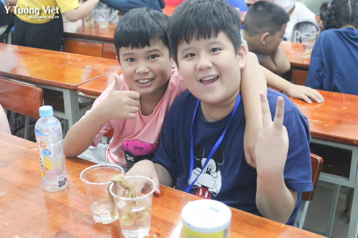 Bán Trú Hè Sôi động, Tụi Mình Học Gì Khám Phá Hiện Tượng Thiên Nhiên, Khoa Học Kỳ Thú Cùng Thí Nghiệm Vòi Rồng Trong Lọ, Hoa đổi Màu 11
