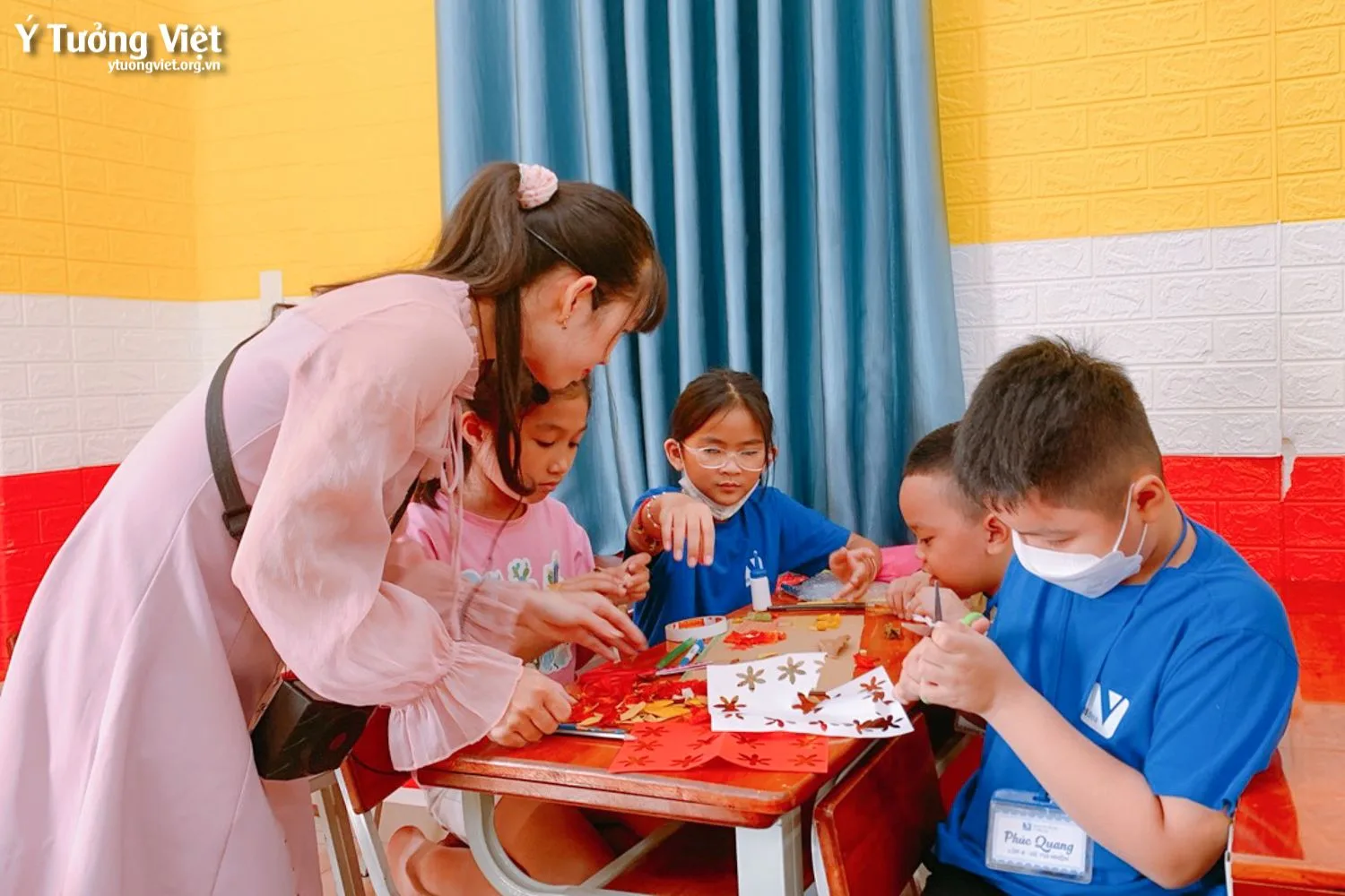 Bán Trú Hè Sôi động, Tụi Mình Học Gì Thử Thách 7 Ngày Check In Cảm Xúc Và Sáng Tạo Tranh Dán Giấy Bảo Vệ Môi Trường 04