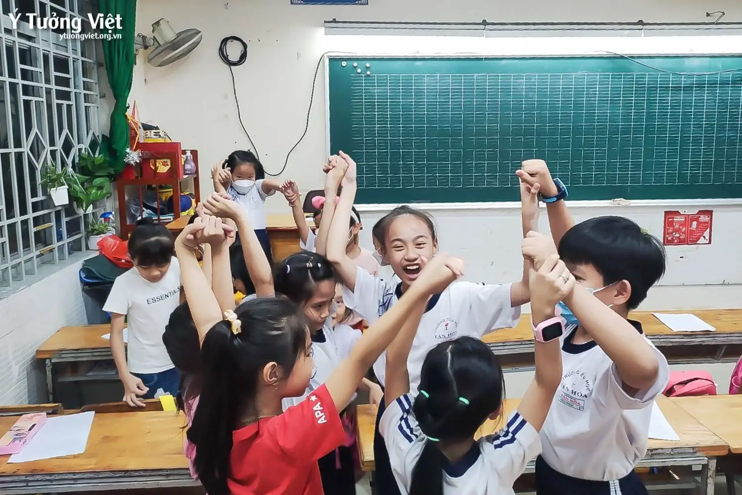 Clb Mc Nhí ở Trường Th Tân Hóa 03