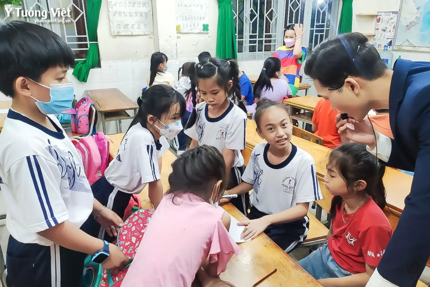 Clb Mc Nhí ở Trường Th Tân Hóa 04