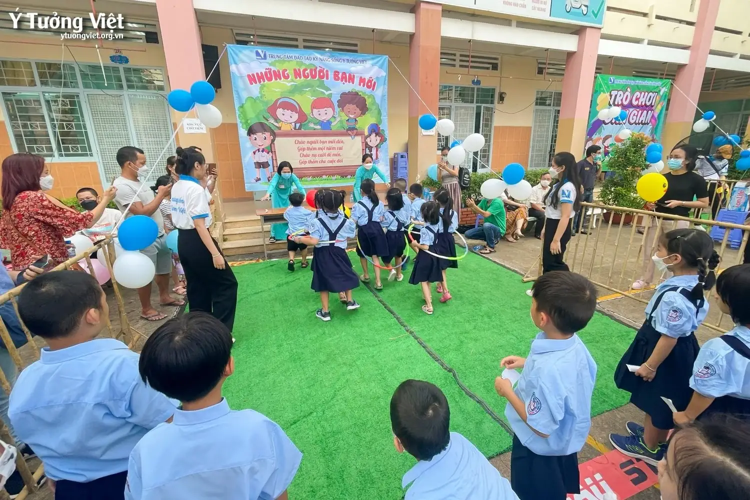 Những Khoảnh Khắc đáng Yêu Cùng Trường Mới Bạn Mới Của Các Bạn Nhỏ Lớp Một Trường Th Trần Quốc Tuấn, Th Tân Hương Và Th Hiệp Tân 27