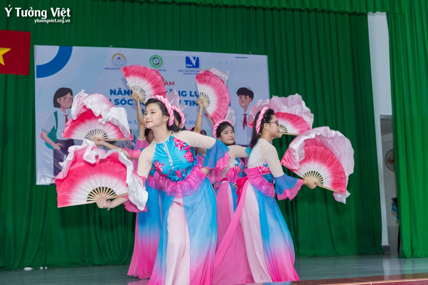 Khép Lại Tọa đàm Nâng Cao Năng Lực Chăm Sóc Sức Khỏe Tinh Thần Học Sinh Với Những Hình ảnh Thật đẹp Và đáng Nhớ 22
