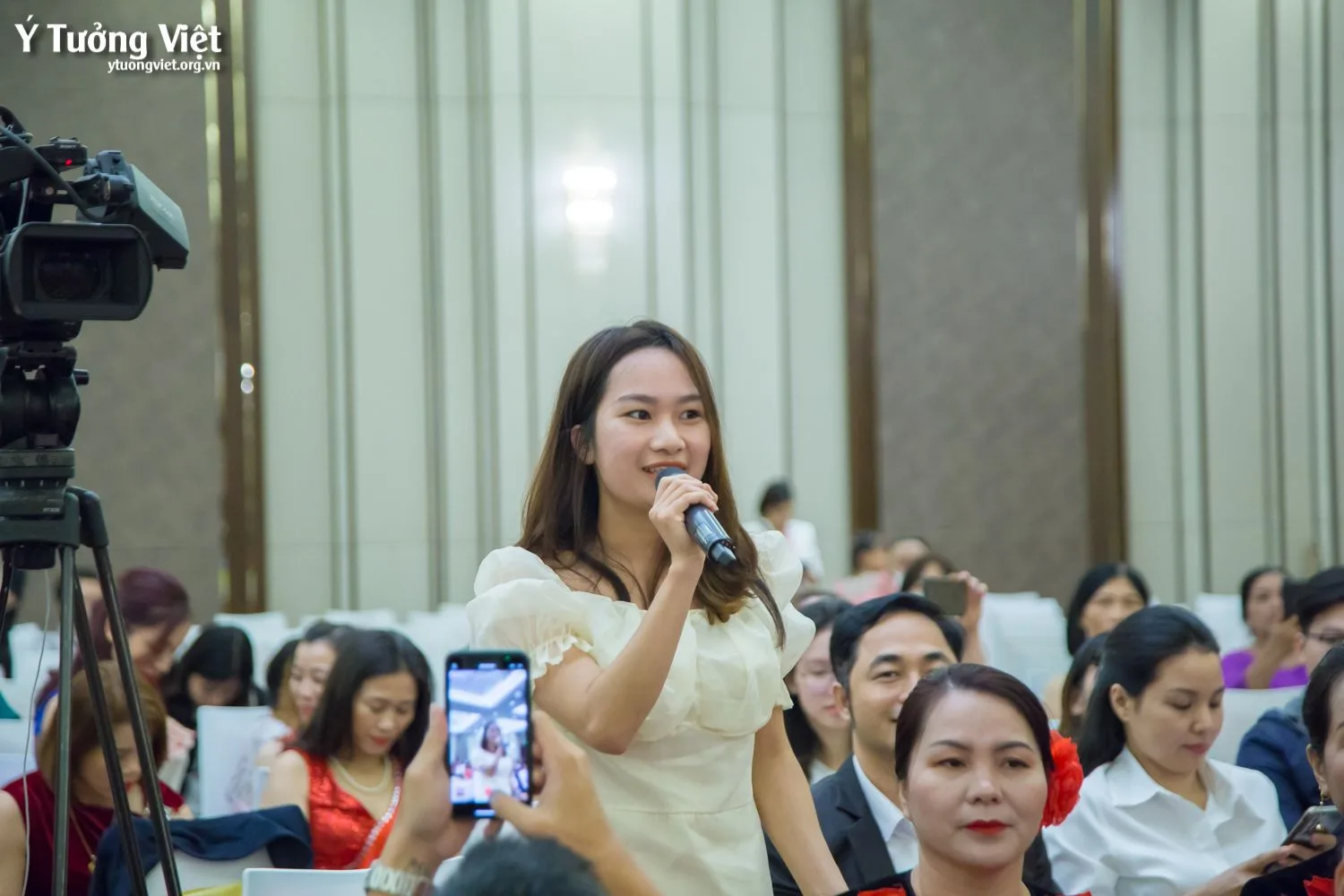 Kỷ Niệm Ngày Quốc Tế Xóa Bỏ Bạo Lực đối Với Phụ Nữ Cùng Câu Lạc Bộ Phụ Nữ Tự Do Hạnh Phúc Trong Chuyên đề Phụ Nữ Và Hôn Nhân Hạnh Phúc 02