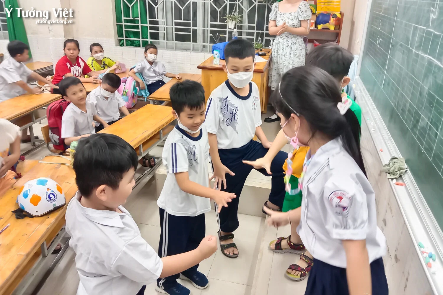 Clb Khoa Học Sáng Tạo Tân Hóa, Tụi Mình Học Gì Khám Phá Trí Thông Minh Ngôn Ngữ 04