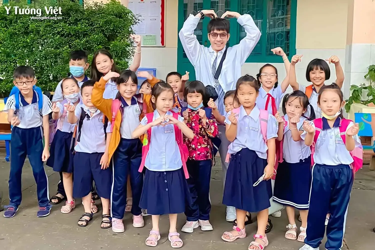 Clb Mc Nhí Hiệp Tân Âu Cơ, Tụi Mình Học Gì Chào đón Sự Xuất Hiện Của Mc Bá Tăng Minh Hiếu 02