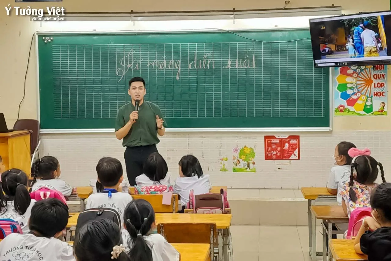 Clb Mc Nhí Tân Hóa Tụi Mình Học Gì Trau Dồi Khả Năng ứng Biến Trước ống Kính Cùng Kỹ Năng Diễn Xuất 05