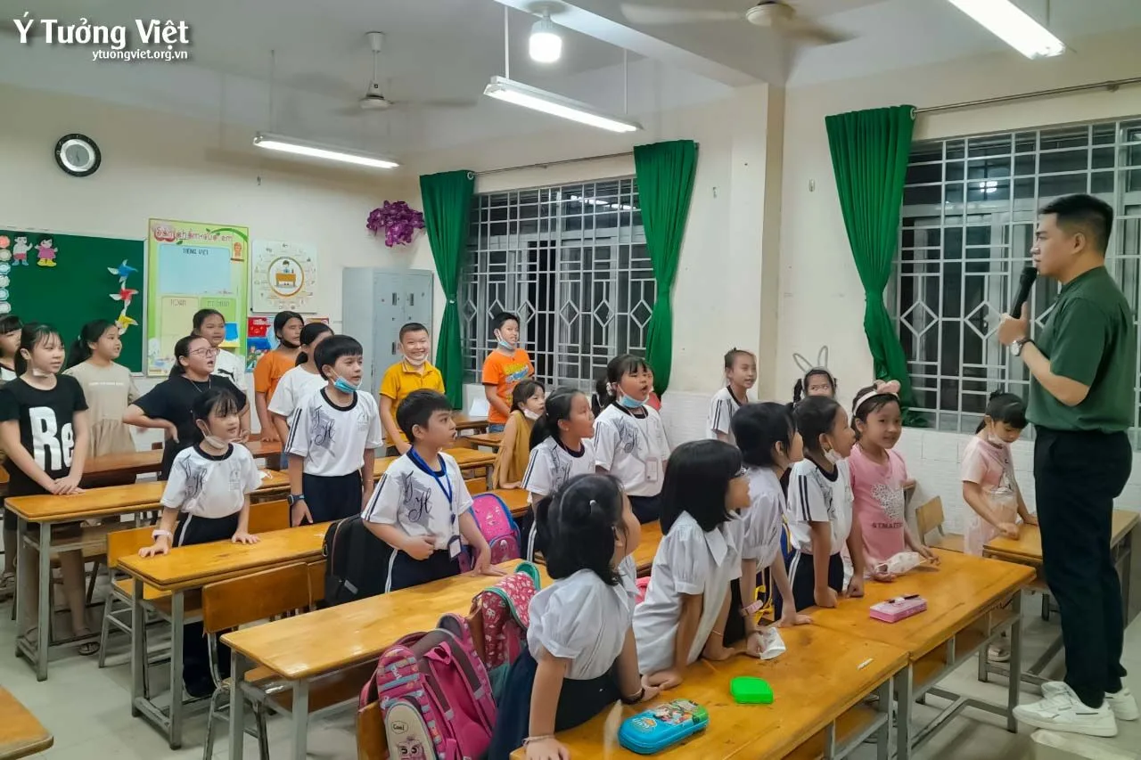 Clb Mc Nhí Tân Hóa Tụi Mình Học Gì Trau Dồi Khả Năng ứng Biến Trước ống Kính Cùng Kỹ Năng Diễn Xuất 07