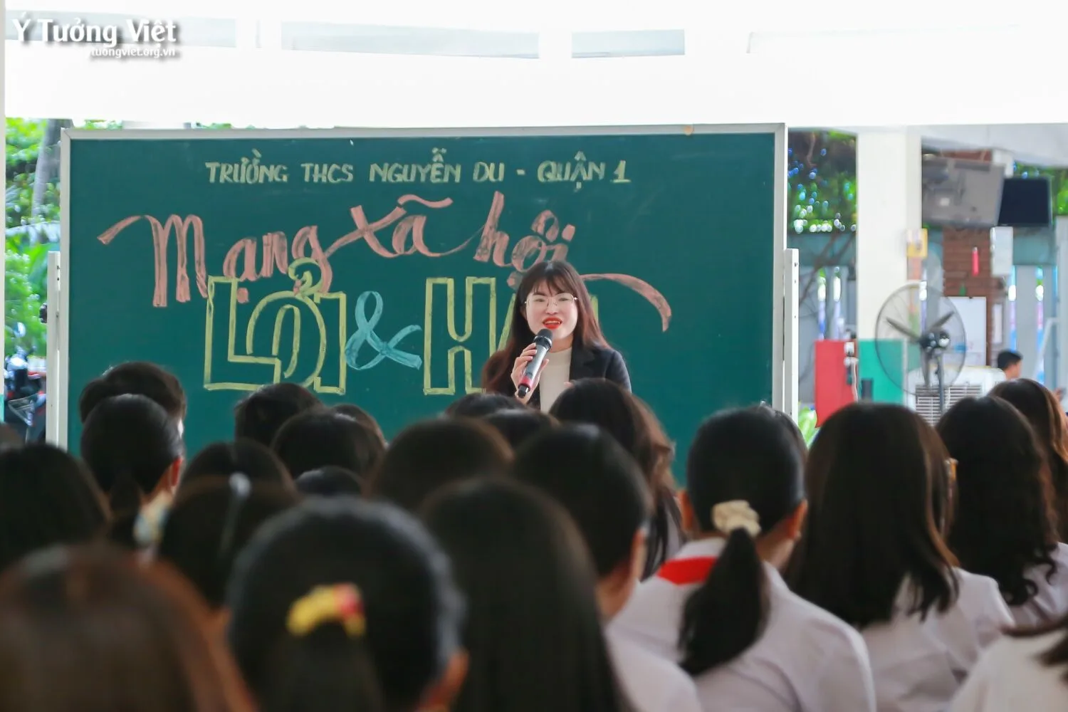 Chuyên đề Mạng Xã Hội Lợi Và Hại Cùng Các Bạn Học Sinh Thcs Nguyễn Du Bỏ Túi Cẩm Nang Online An Toàn Hiệu Quả 06