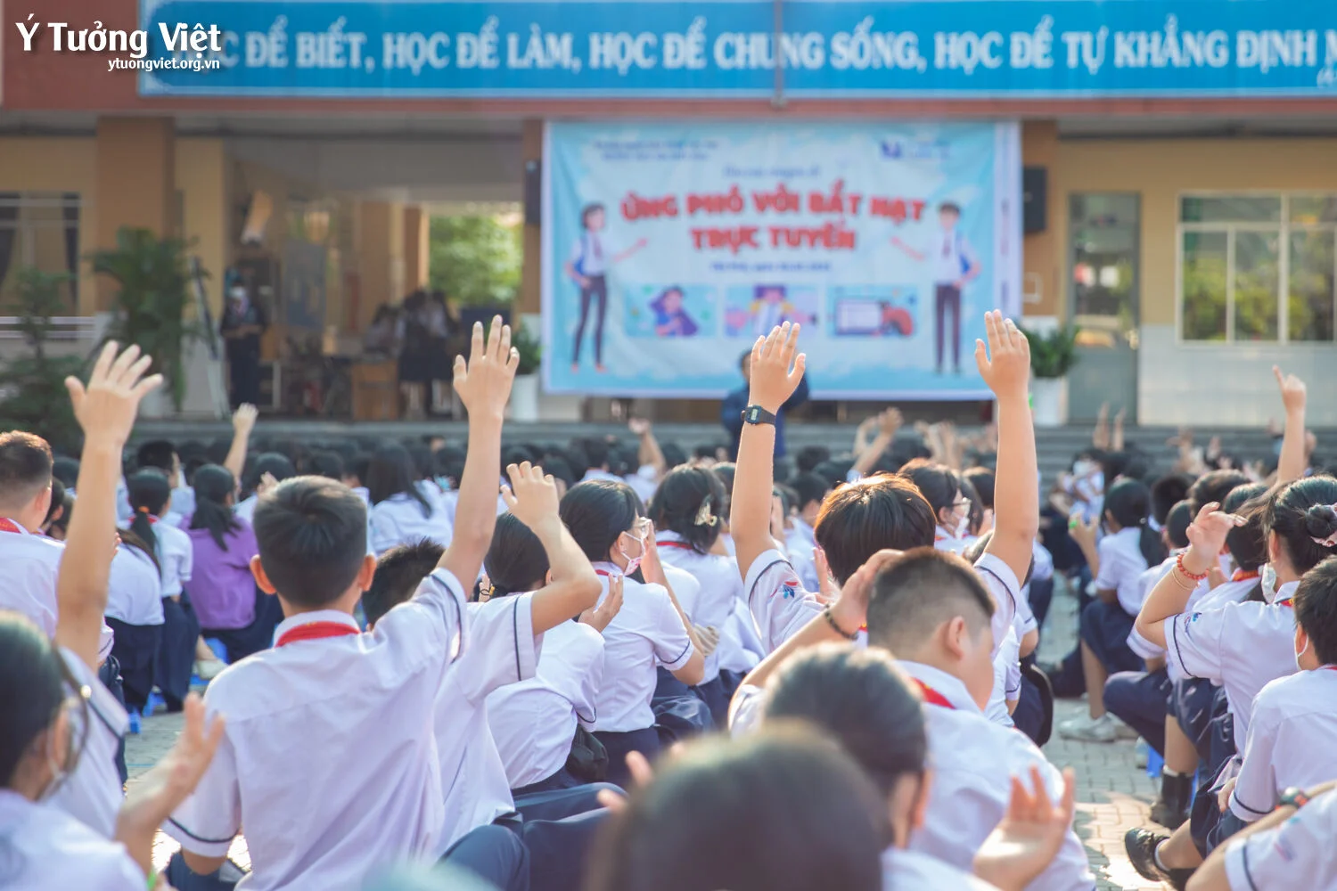 Chuyên đề Ứng Phó Với Bắt Nạt Trực Tuyến Trở Thành Những Netizen Văn Minh Cùng Các Bạn Học Sinh Thcs Tôn Thất Tùng 02