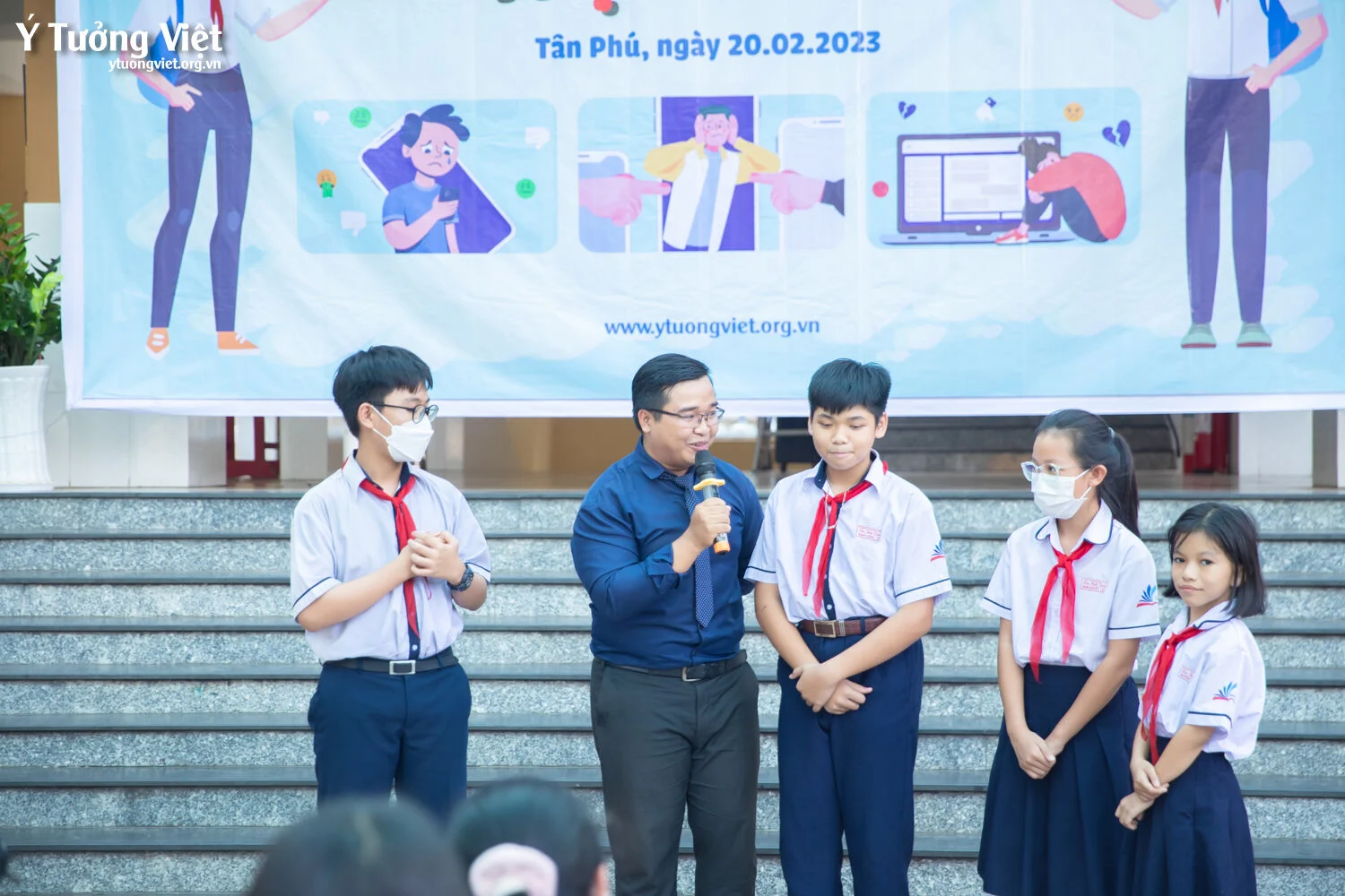Chuyên đề Ứng Phó Với Bắt Nạt Trực Tuyến Trở Thành Những Netizen Văn Minh Cùng Các Bạn Học Sinh Thcs Tôn Thất Tùng 09
