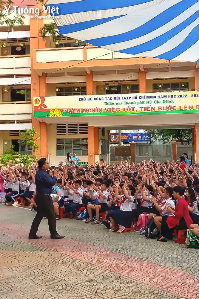 Tiếp Tục Hành Trình Kết Nối Yêu Thương Cùng Các Bạn Nhỏ Trường Th Phan Chu Trinh 02