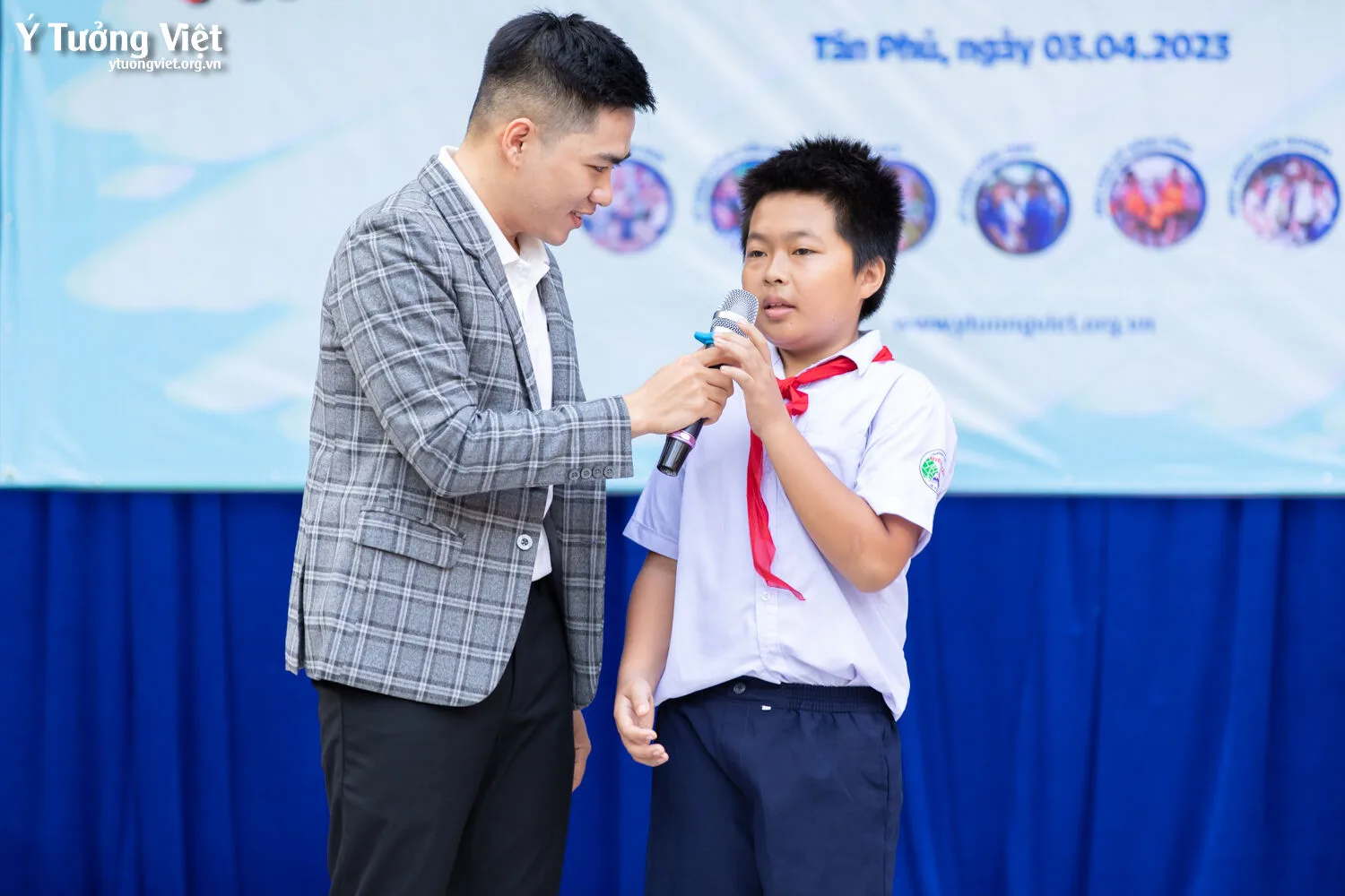 Đầu Tuần Vui Vẻ Cùng Các Bạn Học Sinh Trường Th Hiệp Tân Bỏ Túi Bộ Nguyên Tắc An Toàn Thông Tin Mạng 09