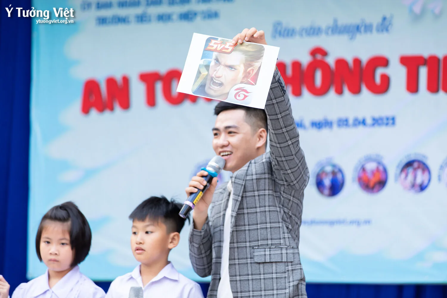 Đầu Tuần Vui Vẻ Cùng Các Bạn Học Sinh Trường Th Hiệp Tân Bỏ Túi Bộ Nguyên Tắc An Toàn Thông Tin Mạng 15