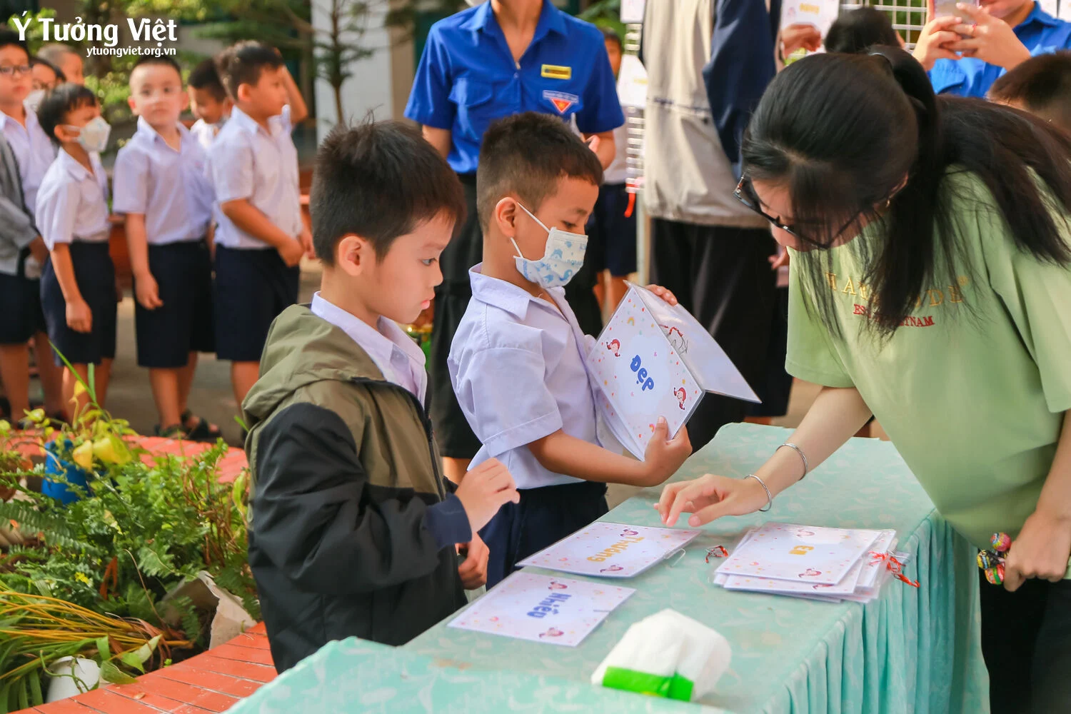 Một Sáng đầu Tuần Hết Mình ở Ngày Hội Thiếu Nhi Vui Khỏe Và Sân Chơi Thực Hành Kỹ Năng Sống Trường Th Hiệp Tân 14