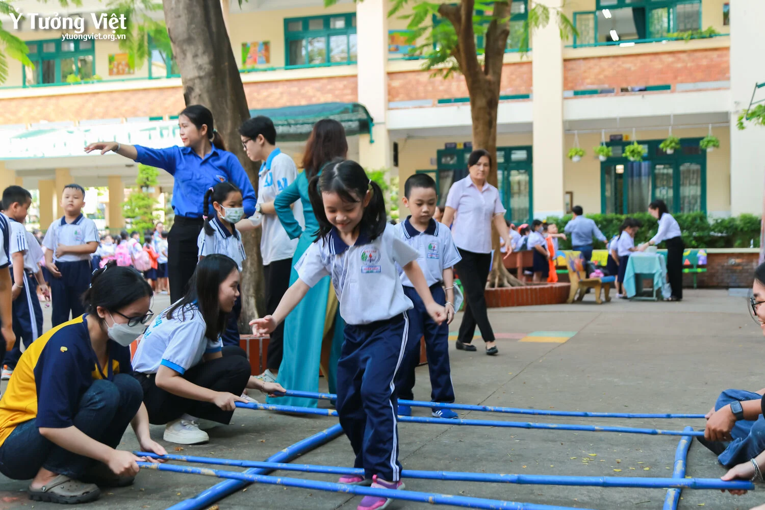 Một Sáng đầu Tuần Hết Mình ở Ngày Hội Thiếu Nhi Vui Khỏe Và Sân Chơi Thực Hành Kỹ Năng Sống Trường Th Hiệp Tân 18