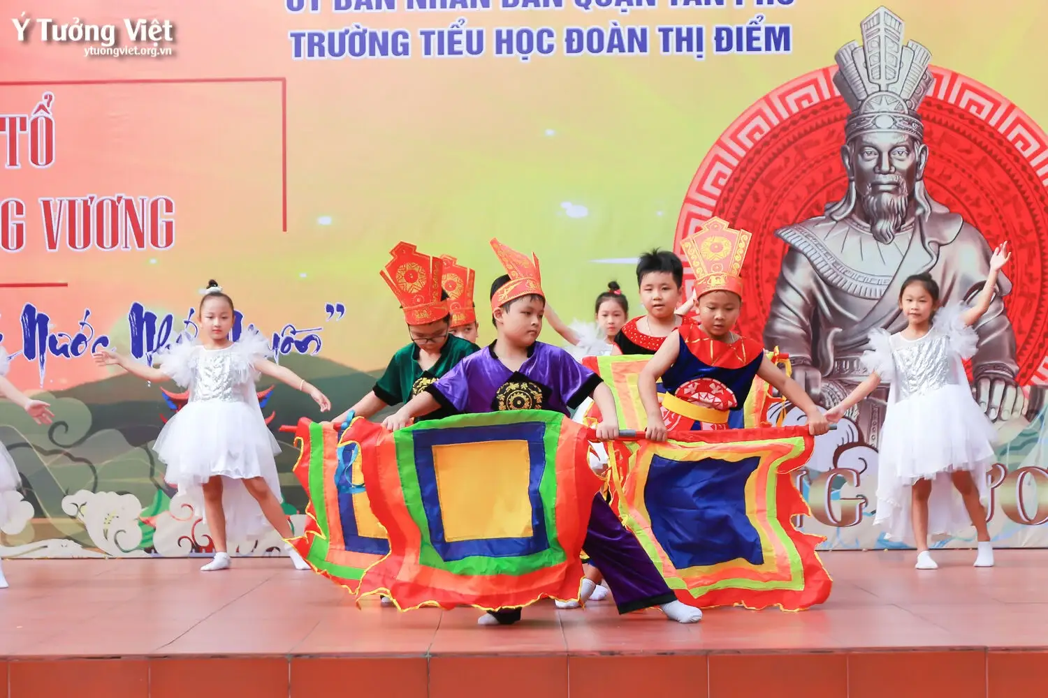 Kịch Tuổi Thơ Chiếc Bánh Ngon Nhất Ghi Dấu Những Bài Học ý Nghĩa Những Giá Trị Văn Hóa Lịch Sử Thật Sống động Cùng Các Bạn Nhỏ Trường Th Đoàn Thị Điểm 09