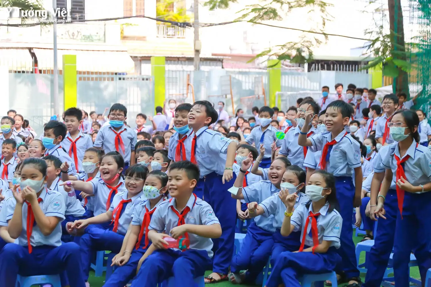 Kết Thúc Chuỗi Chương Trình Nhớ ơn Nguồn Cội Tạm Biệt Các Bạn Nhỏ Trường Th Tân Hương 03