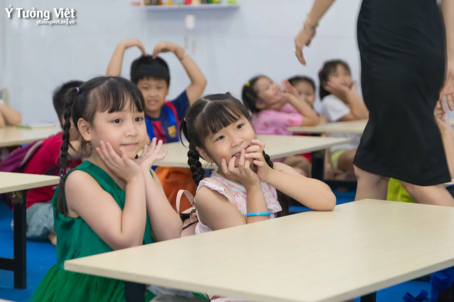 Bắt đầu Hành Trình Mùa Hè ở Khóa Học Mc Nhí Cùng 32 én Nhỏ Dễ Thương 03