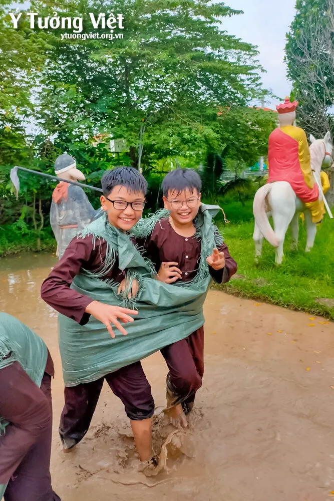 Hoạt động Trải Nghiệm Dấu ấn Tuổi Xanh Trang Lưu Bút Khó Quên Tuổi Học Trò 24