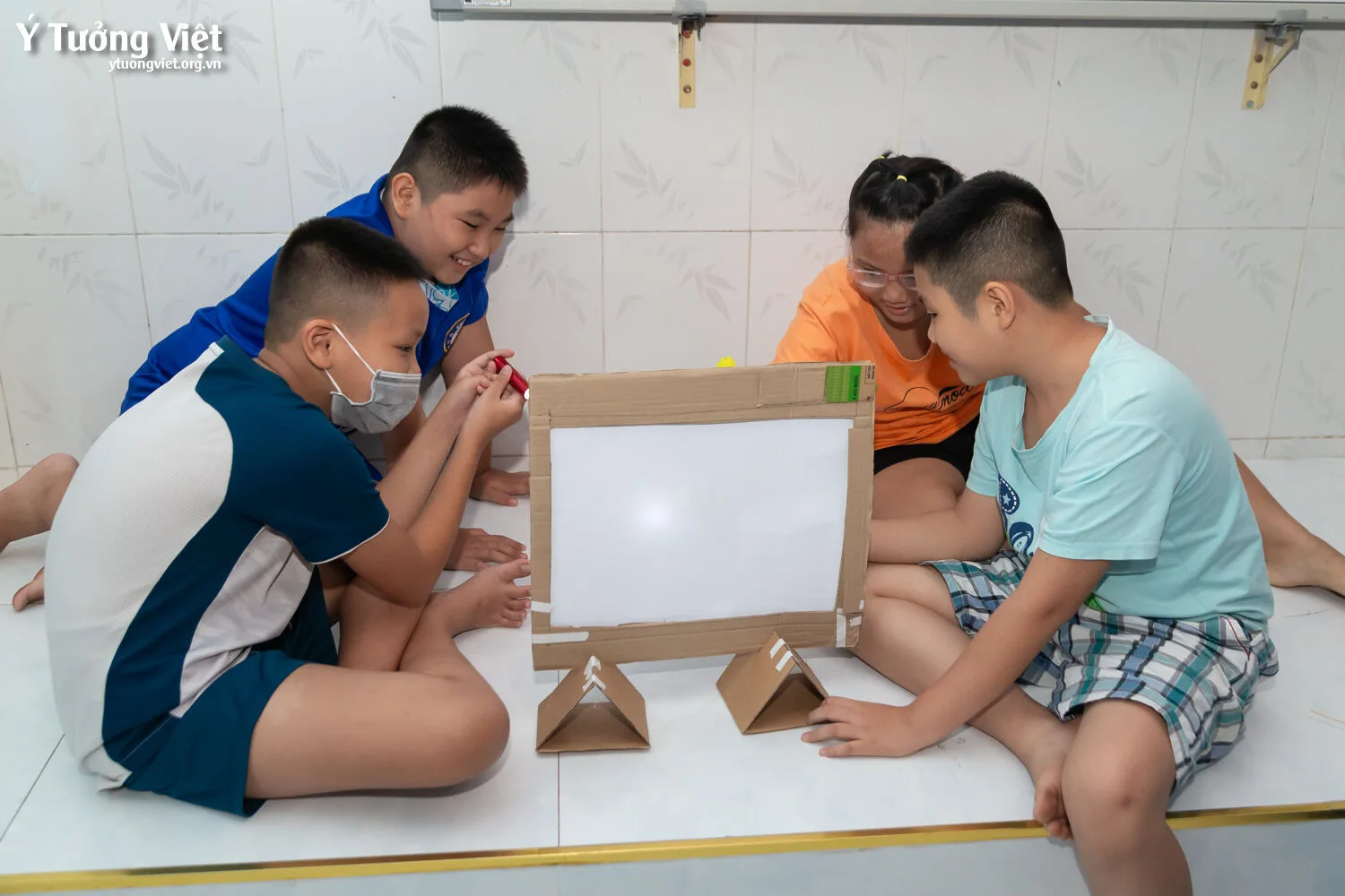 Năng Khiếu Hè 2023 Tìm Hiểu Kiến Thức Về Bóng Của Sự Vật Thử Tài Dựng Rạp Chiếu Bóng Mini Ở Giờ Học Steam 04