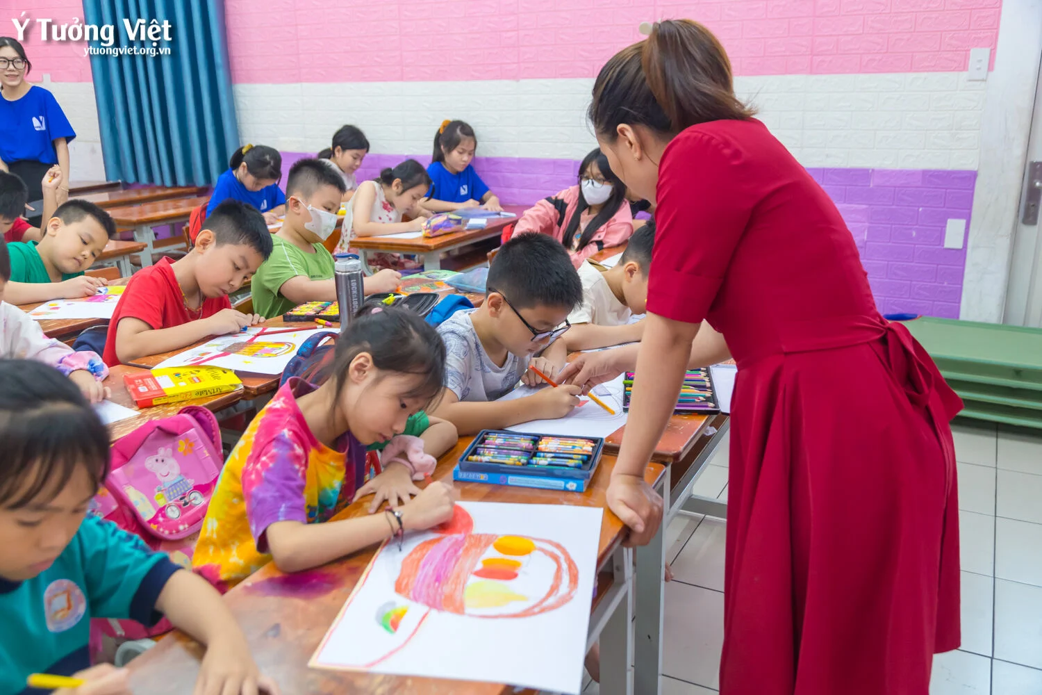 Nhật Ký Hè Bản Lĩnh 2023 Thoải Mái Bộc Lộ Thế Giới Nội Tâm Qua Những Sắc Màu Tươi Vui Ở Giờ Học Mỹ Thuật 05