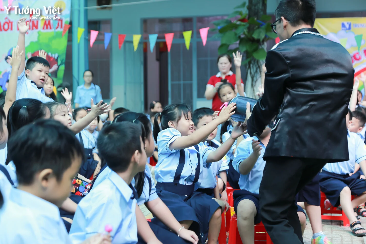 Ngày Hội Đón Học Sinh Lớp Một Trường Mới Bạn Mới 2023 Nhìn Lại Những Hình Ảnh Thật đẹp Của Các Bạn Học Sinh Lớp Một Trường Th Võ Thị Sáu Th Âu Cơ 57