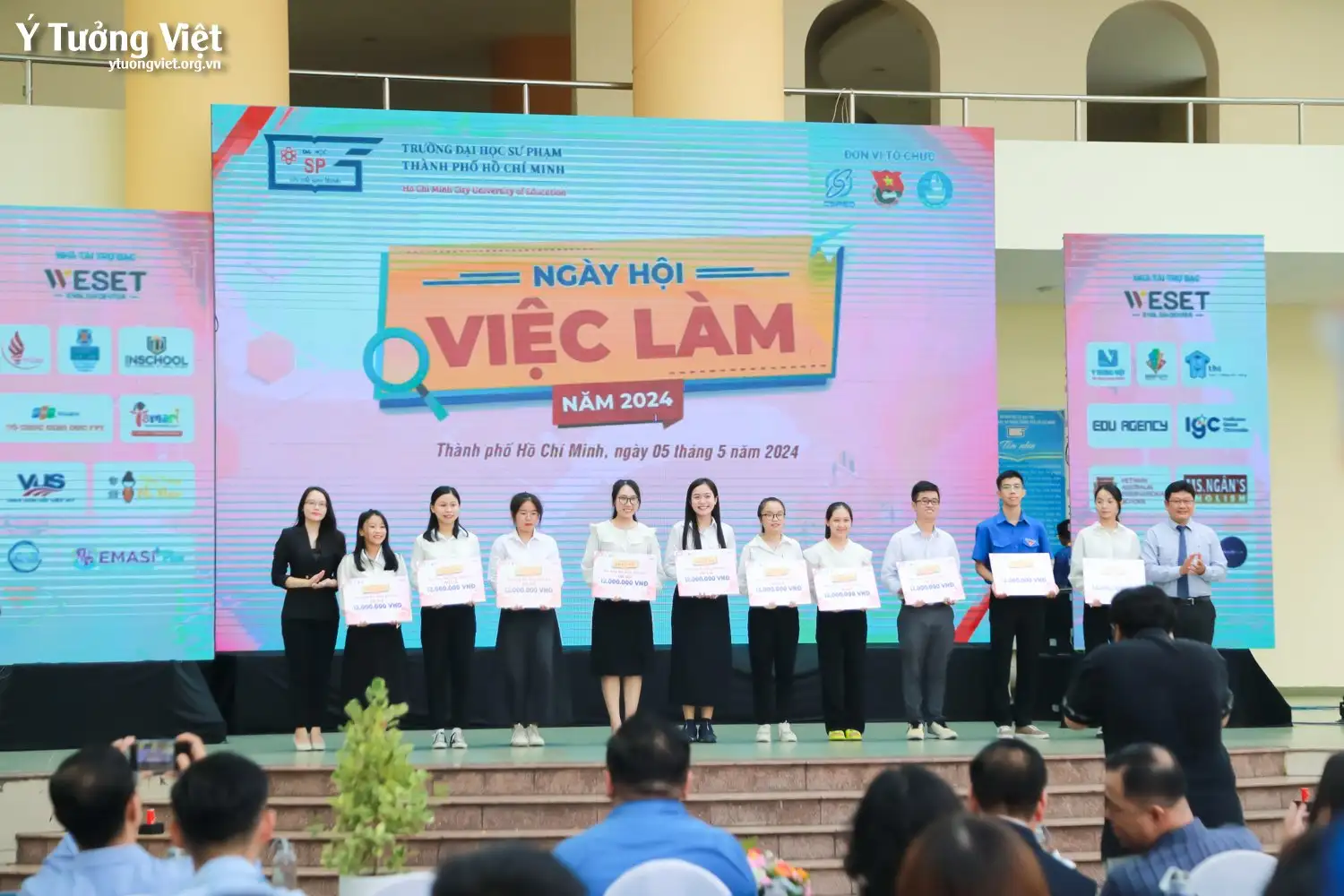 Chủ nhật đáng nhớ cùng Ngày hội việc làm HCMUE 2024