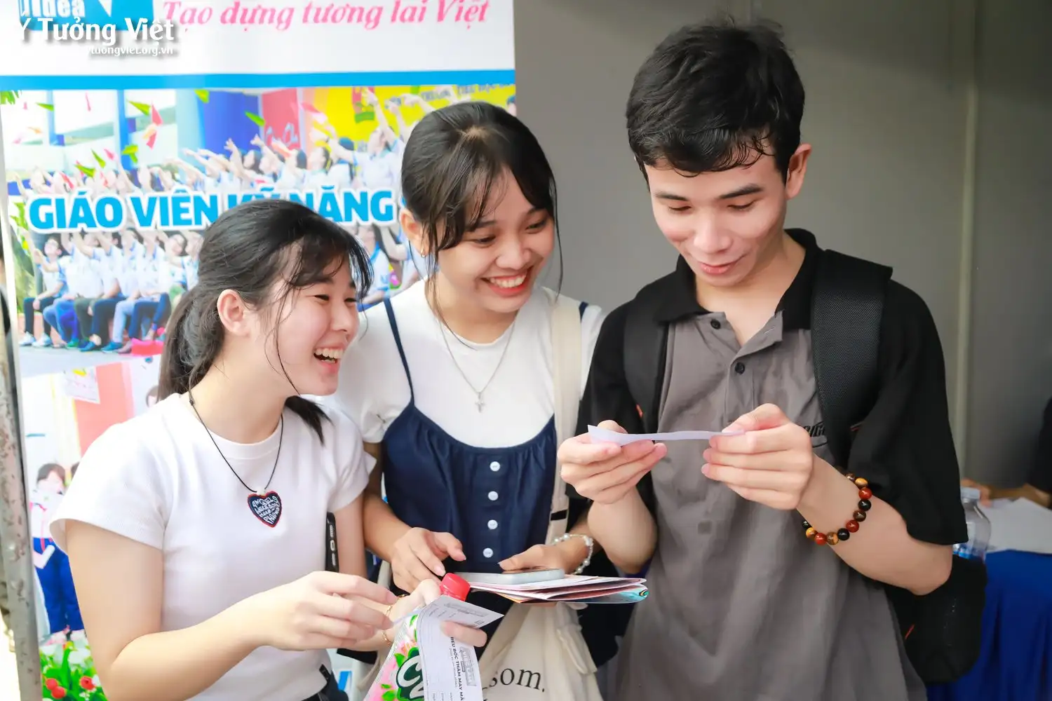 Chủ nhật đáng nhớ cùng Ngày hội việc làm HCMUE 2024
