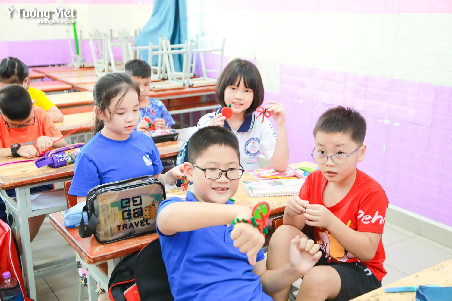 Nhật ký Hè Bản Lĩnh 2024: Trổ tài làm móc khoá kẽm nhung ở giờ Trải nghiệm sáng tạo