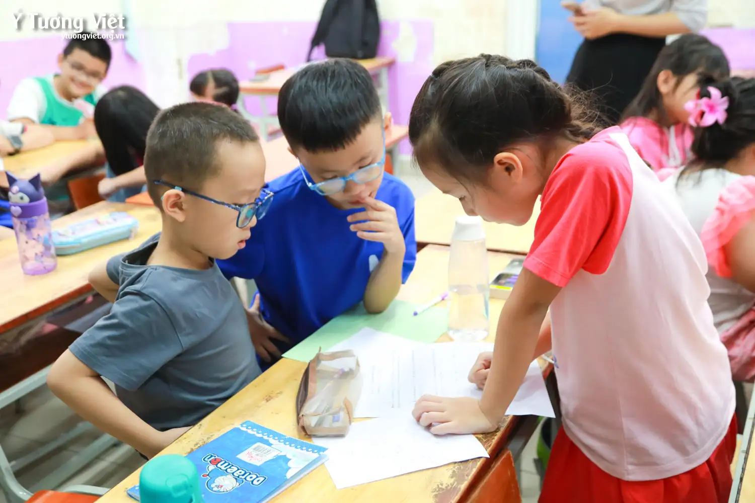 Nhật ký Hè Bản Lĩnh 2024: Trổ tài làm móc khoá kẽm nhung ở giờ Trải nghiệm sáng tạo