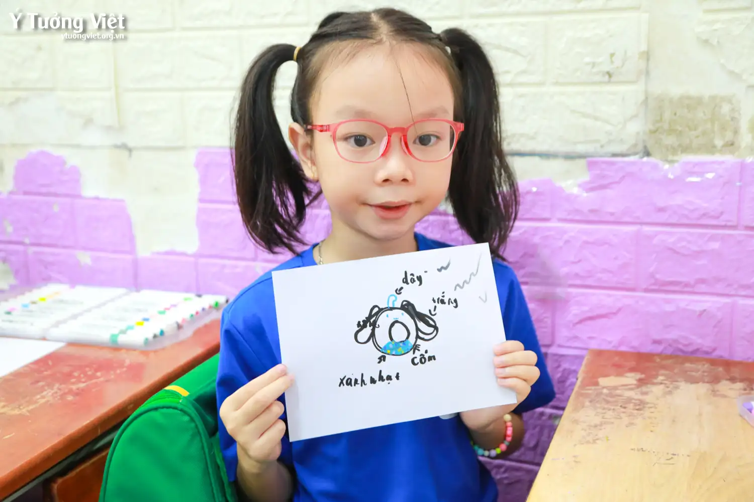Nhật ký Hè Bản Lĩnh 2024: Trổ tài làm móc khoá kẽm nhung ở giờ Trải nghiệm sáng tạo