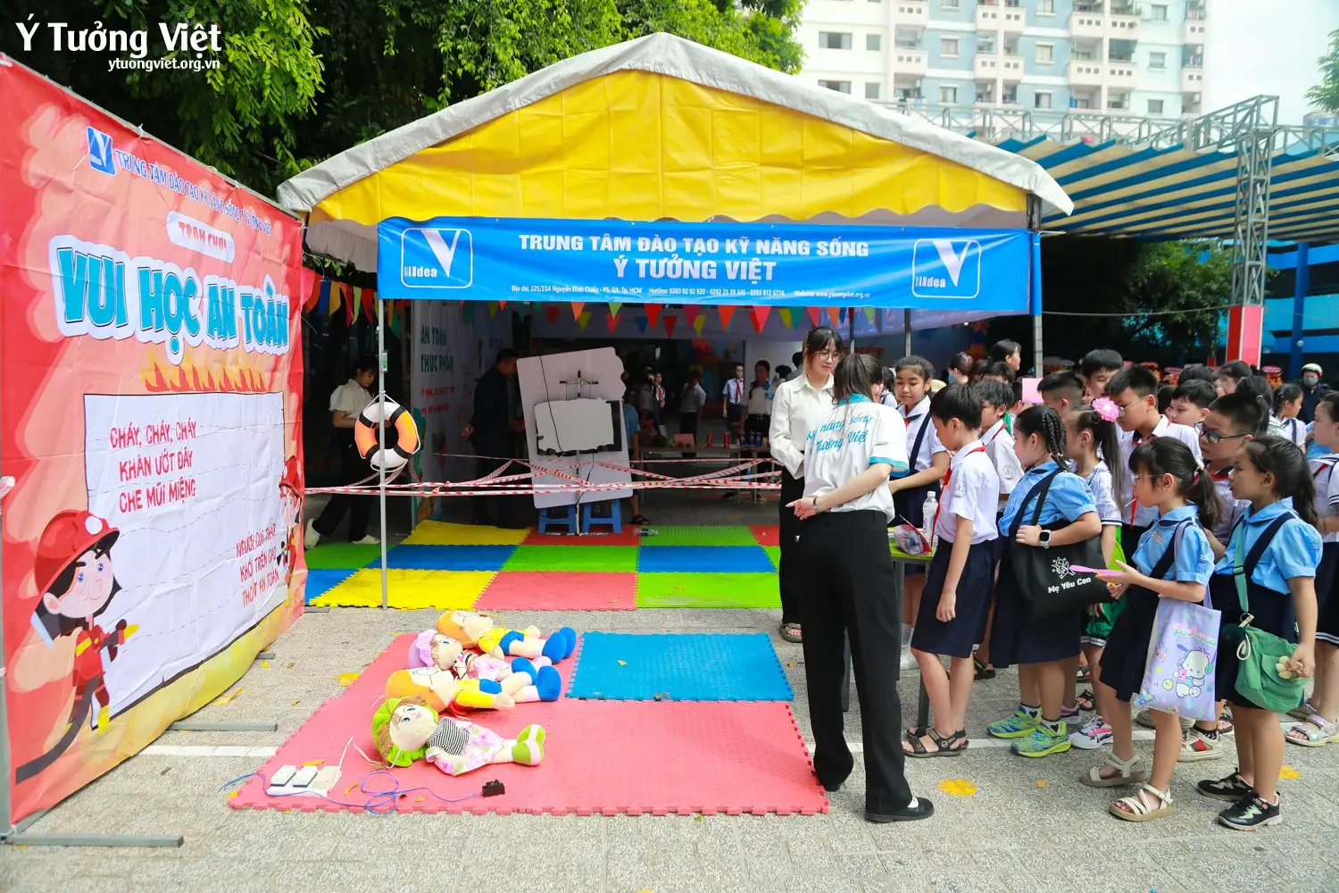 Rộn ràng mùa tổng kết, cháy hết mình cùng team Huỳnh Văn Chính ở sân chơi thực hành kỹ năng sống