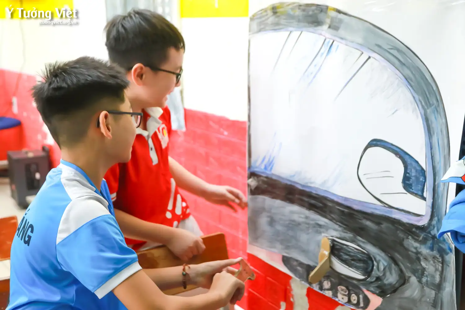 Nhật ký Hè Bản Lĩnh 2024: Kỹ năng thoát hiểm trong thang máy và ô tô