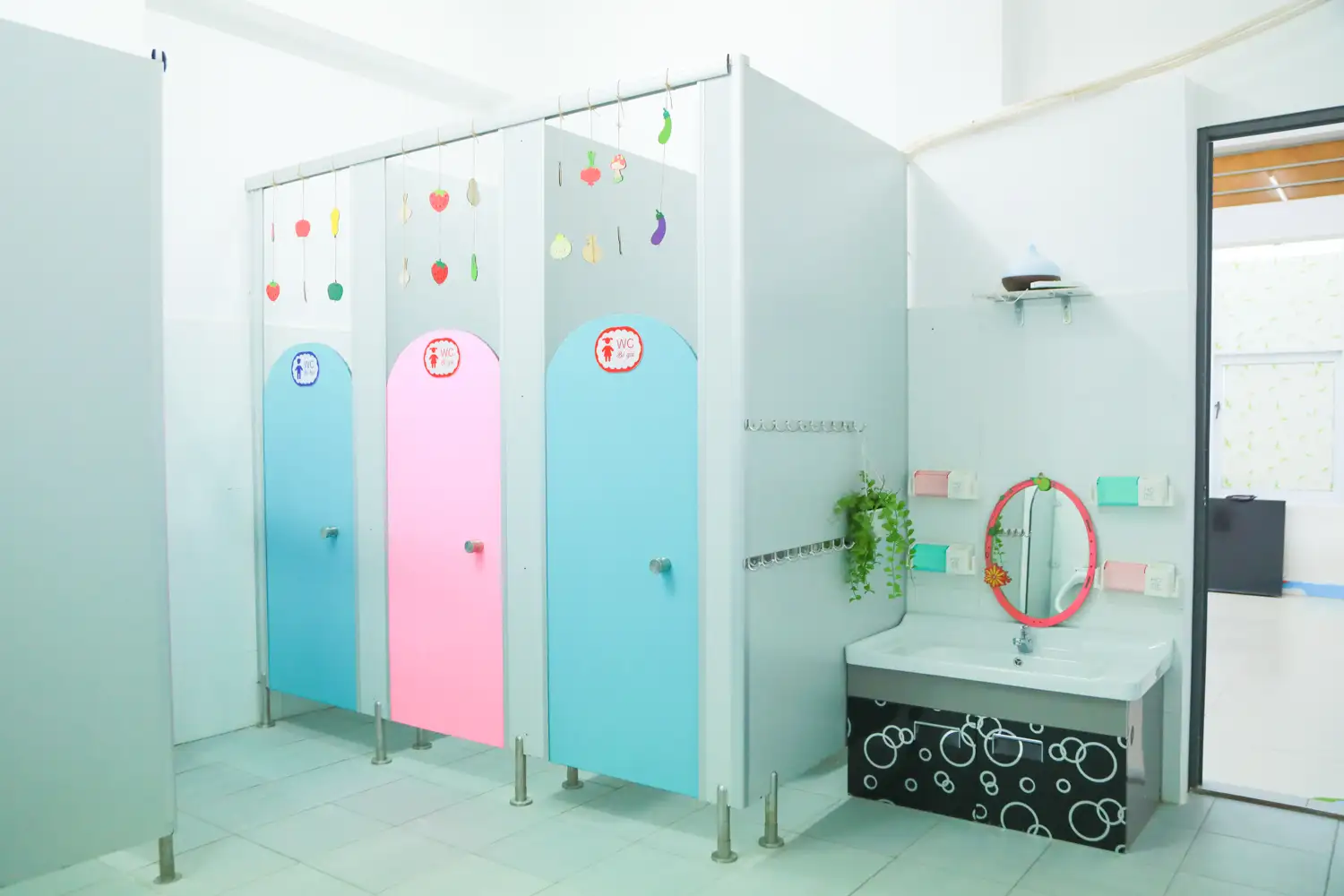 Chào đón thành viên mới: Mầm non độc lập Ý Tưởng Việt
