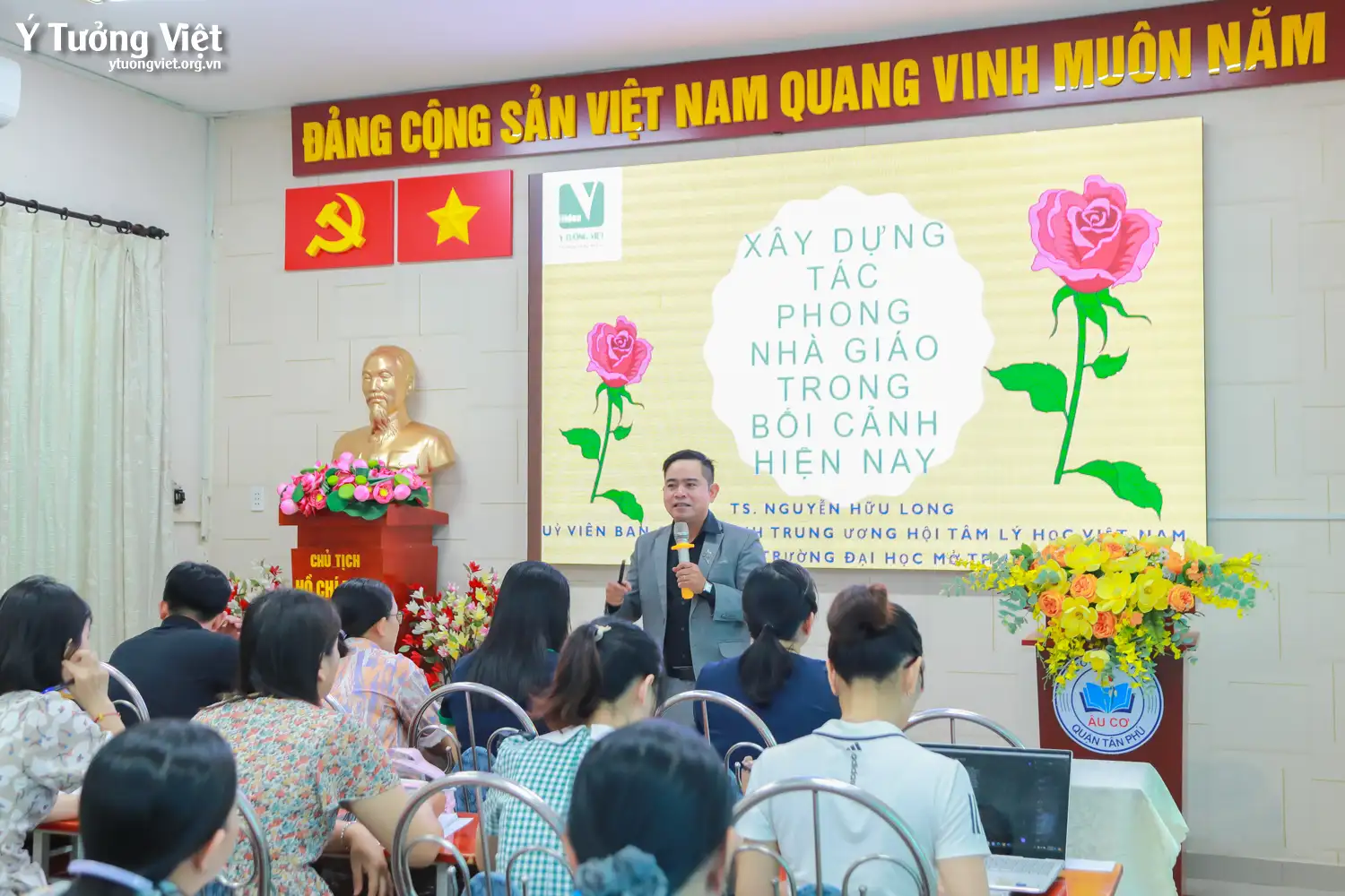 Chào mùa tựu trường 2024 – 2025 | Chuyên đề “Xây dựng tác phong nhà giáo trong bới cảnh hiện nay” – Trường TH Âu Cơ