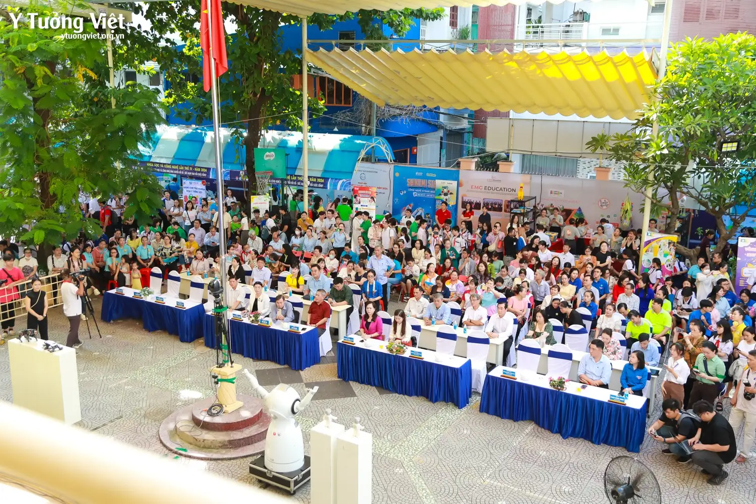 Đồng hành cùng quận 3 trong Ngày hội “Khoa học và Công nghệ” lần thứ IV