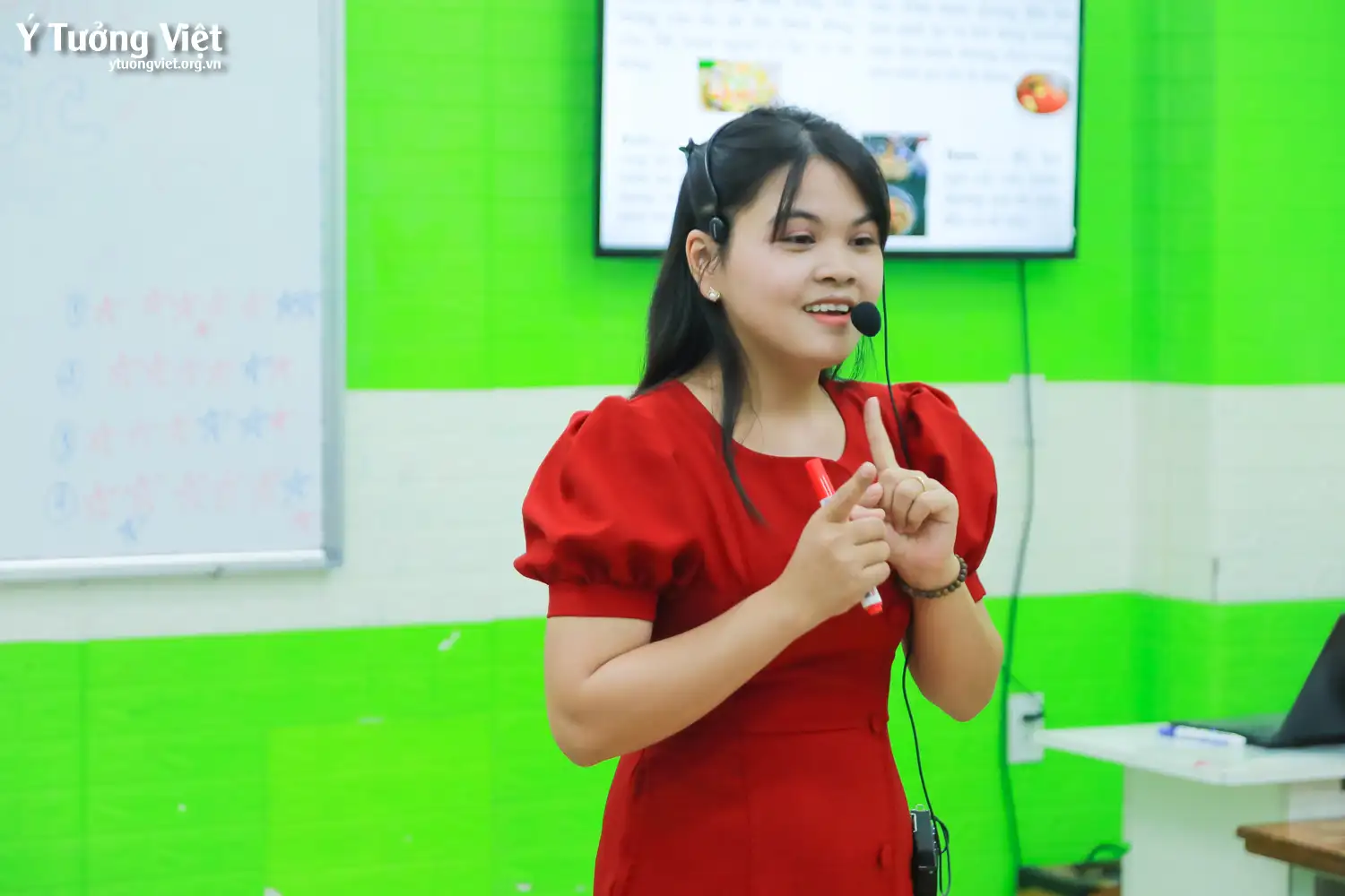 Nhật ký Hè Bản Lĩnh 2024: Trổ tài làm bánh ngũ cốc ở giờ Trải nghiệm sáng tạo