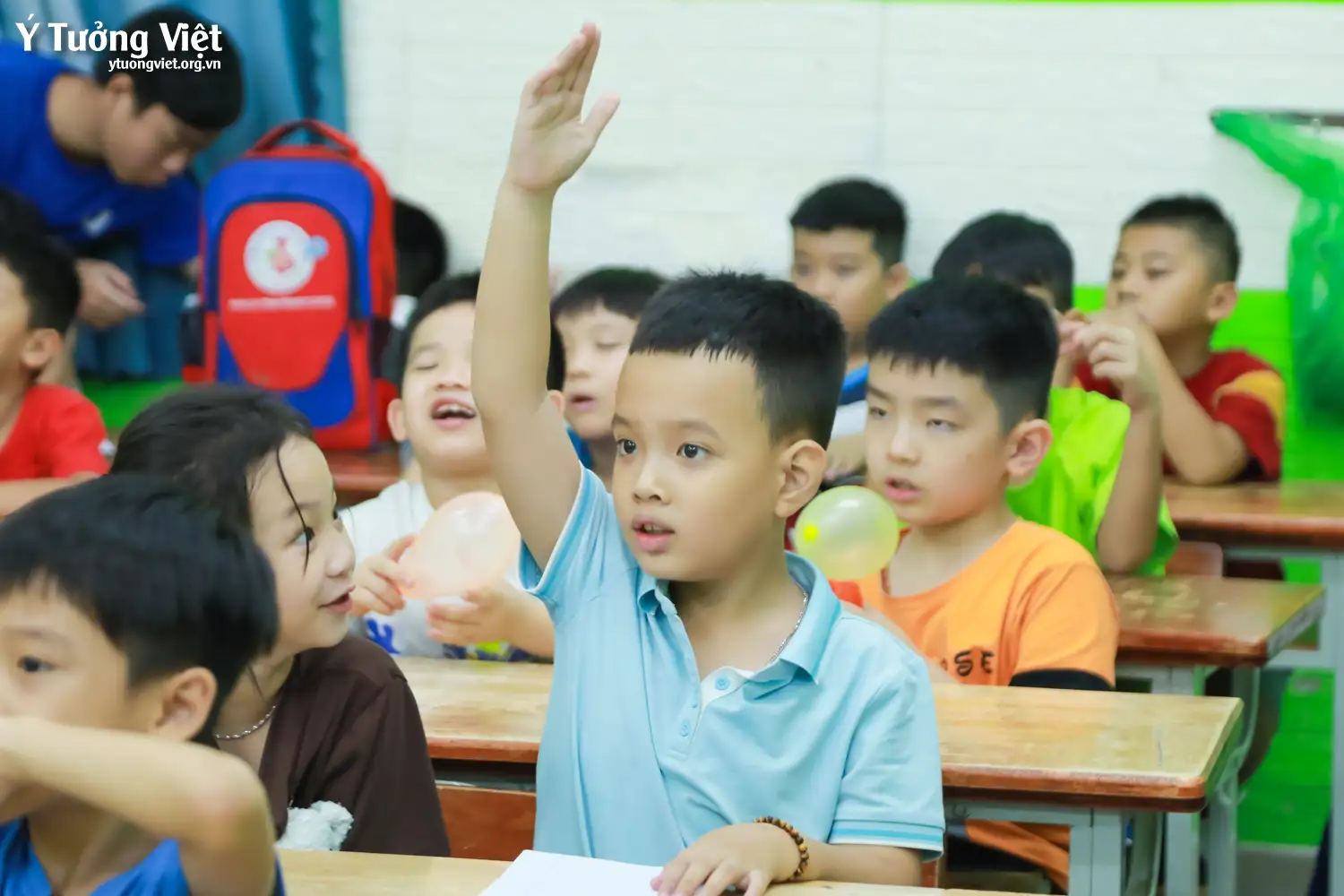 Nhật ký Hè Bản Lĩnh 2024: Trổ tài làm bánh ngũ cốc ở giờ Trải nghiệm sáng tạo