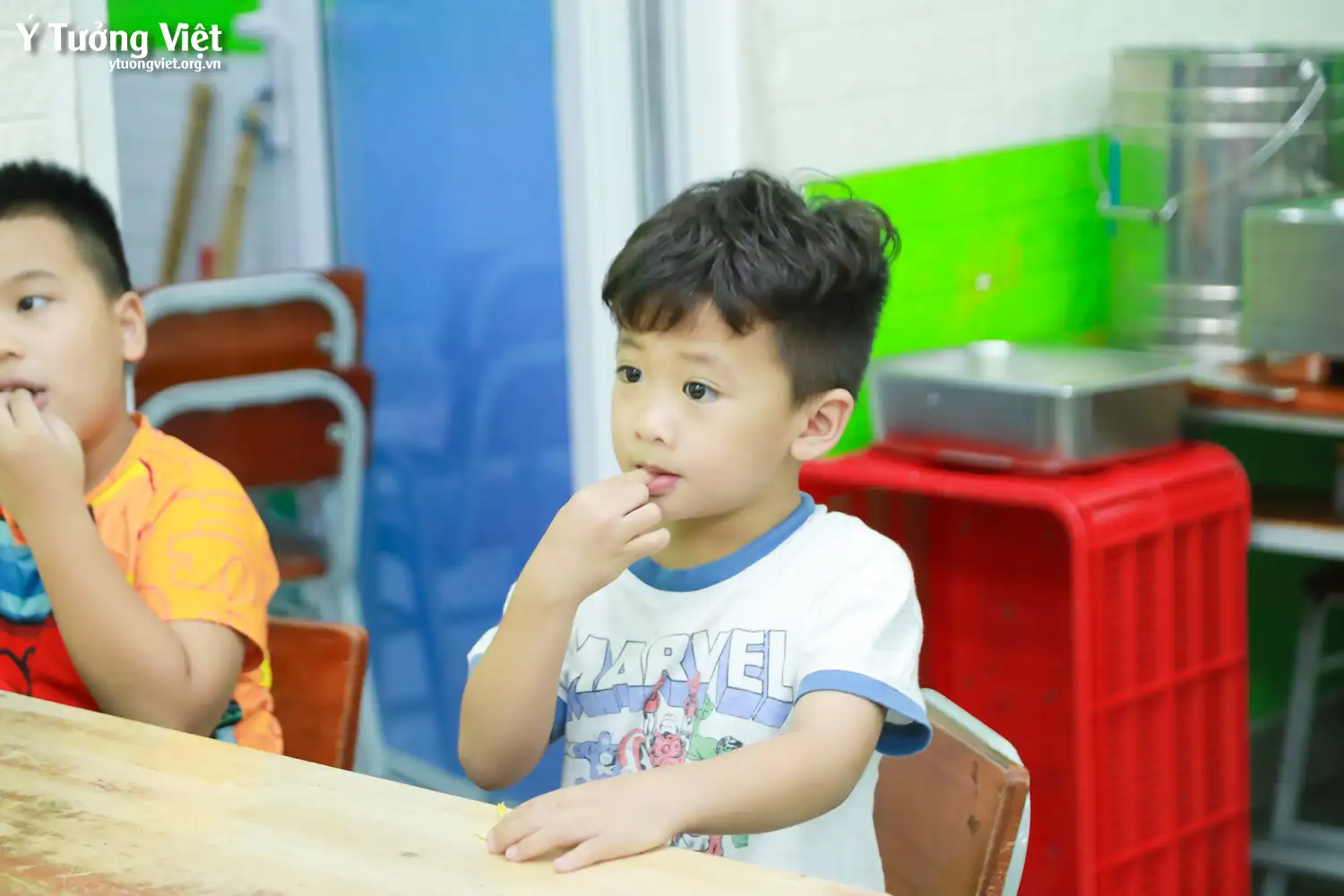 Nhật ký Hè Bản Lĩnh 2024: Trổ tài làm bánh ngũ cốc ở giờ Trải nghiệm sáng tạo