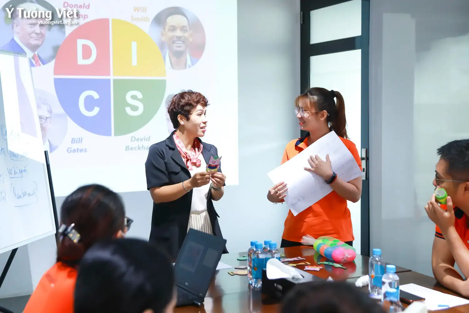 Ý Tưởng Việt & Bến Thành TSC – Khoá đào tạo “Kỹ năng bán hàng”