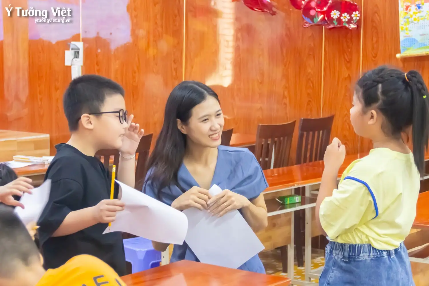 Tập huấn hội thi “Tìm kiếm tài năng MC Nhí trường TH Phan Chu Trinh năm học 2024 – 2025”