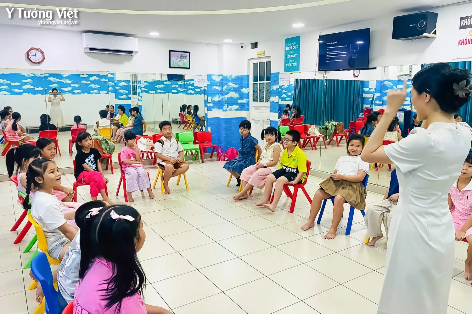 Tập huấn hội thi “Tìm kiếm tài năng MC Nhí trường TH Phan Chu Trinh năm học 2024-2025” | Chương trình bồi dưỡng đặc biệt: Khơi dậy sức mạnh nội tại